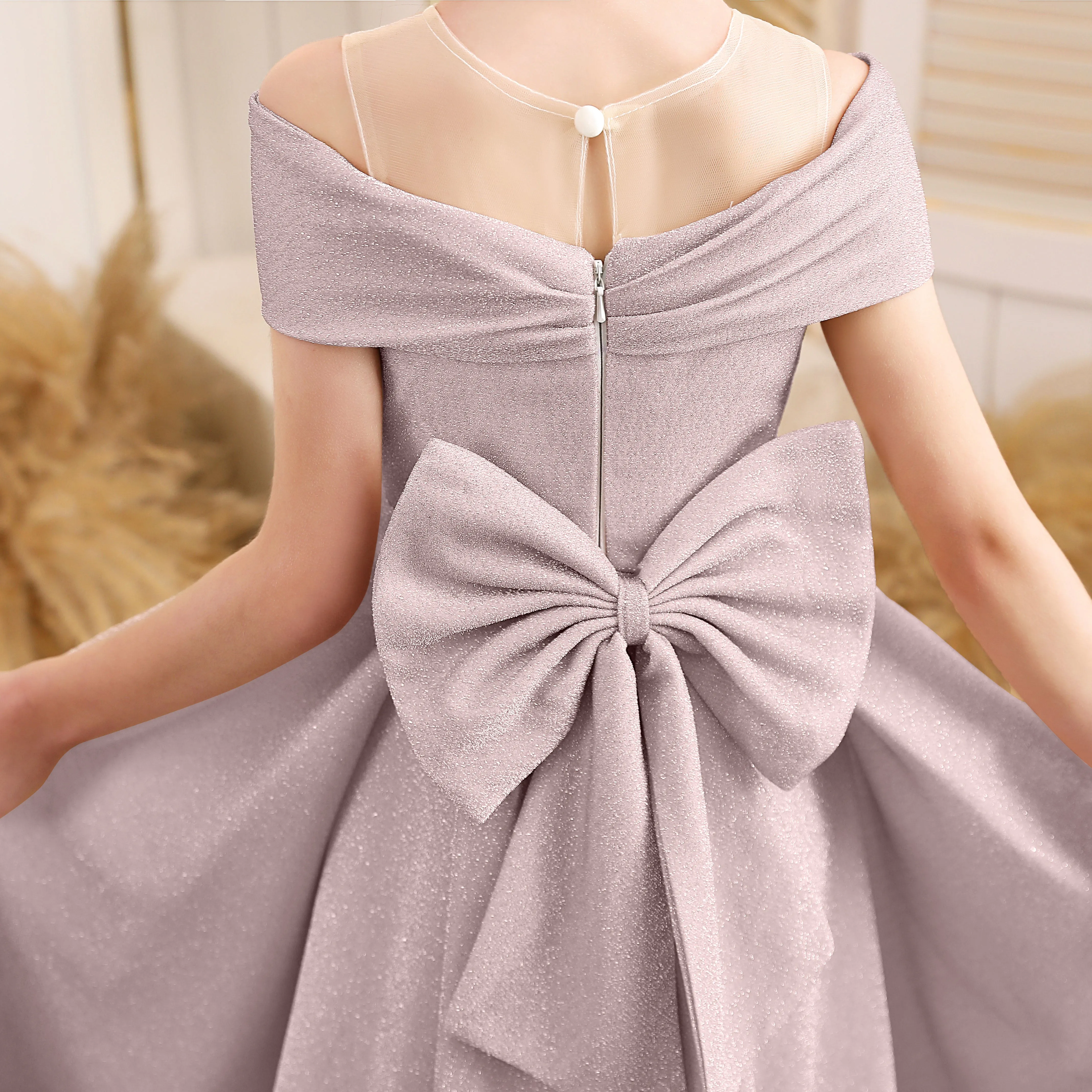 A-line Scoop Floor-Length Tulle/Sequin Flower Girl Dress