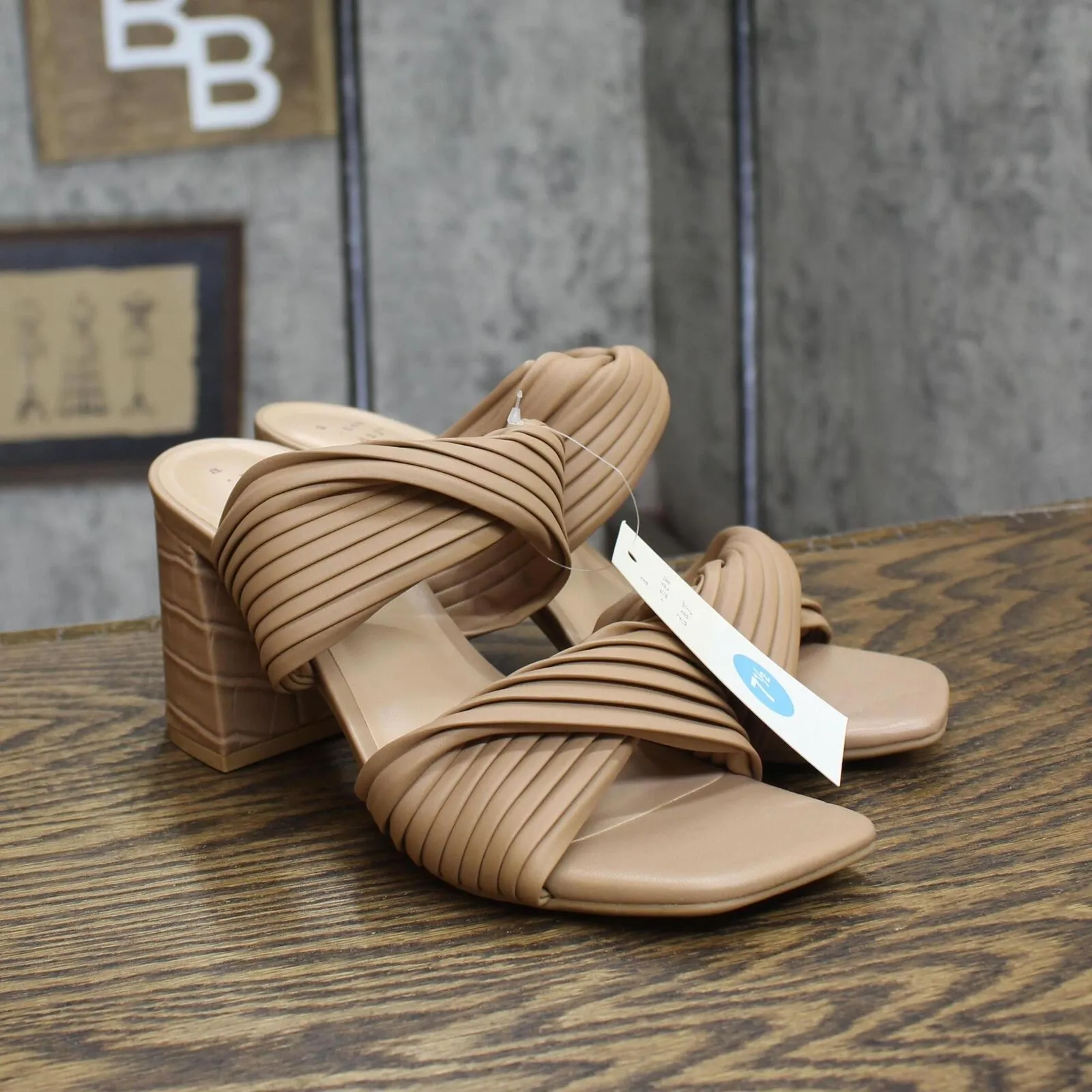 A New Day Womens Jessa Mule Heels 87931521 Brown 7.5M