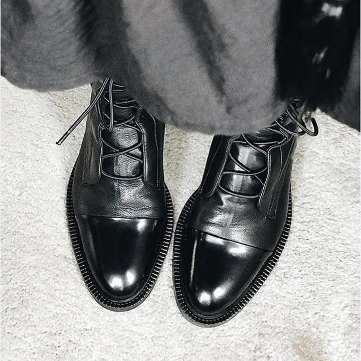 Alisha - Chic and Stylish Heeled Boots