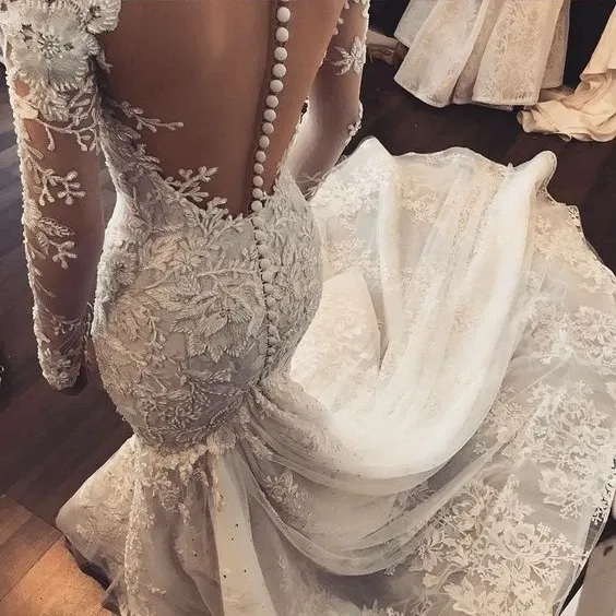 Anneprom Trumpet/Mermaid Ivory Lace Wedding Dress Sweep/Brush Train Scoop Long Sleeve Wedding Dress APW0280