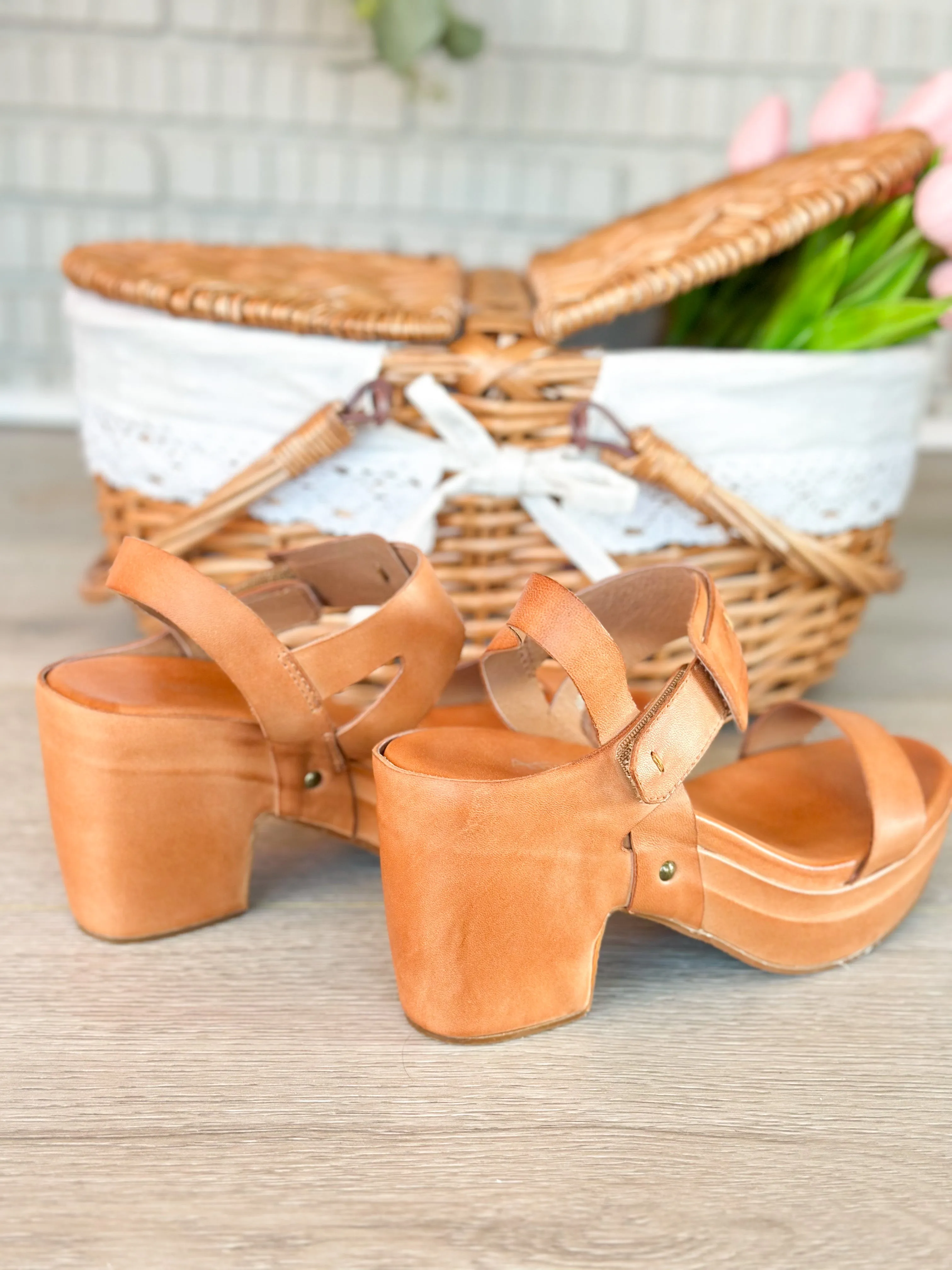 Antelope Kira Taupe Leather Block Wedge