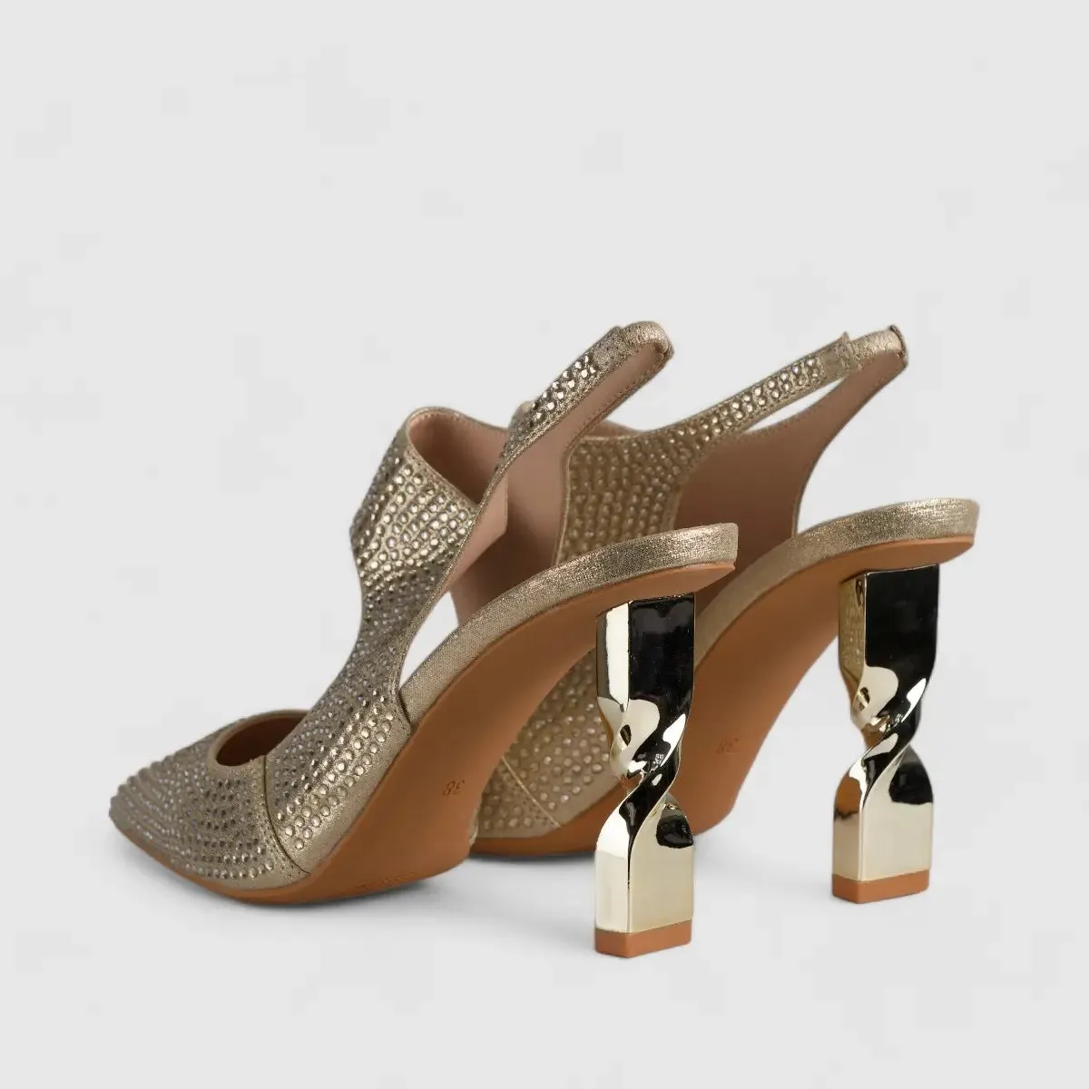 Bulbul Evening Court Shoe Gold LI001