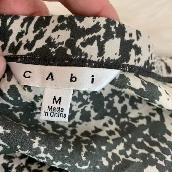 Cabi Saunter Grey print Skirt Style 781 Sz M