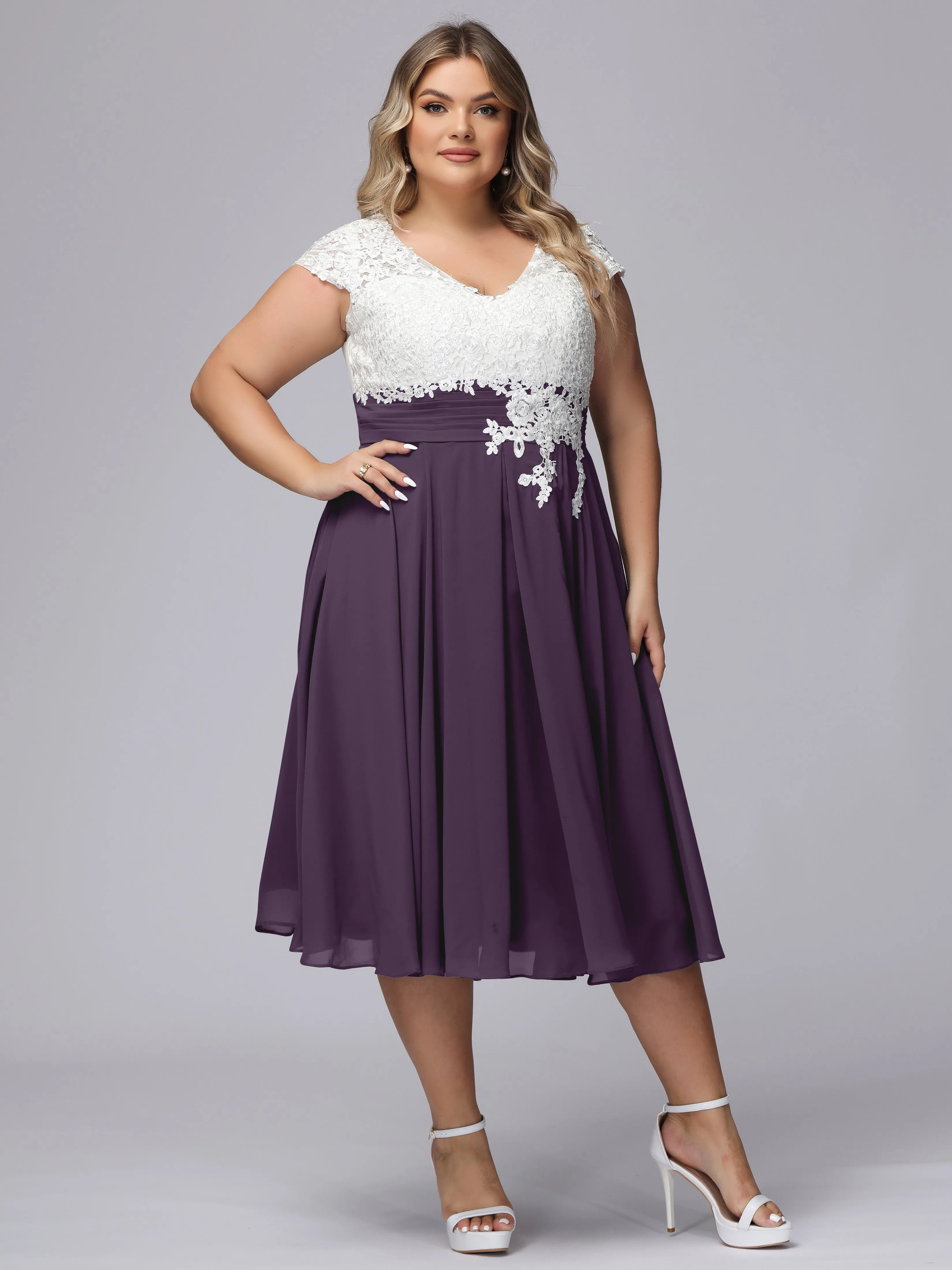 Chic Lace Top Chiffon Tea-Length Plus Size Bridesmaid Dress