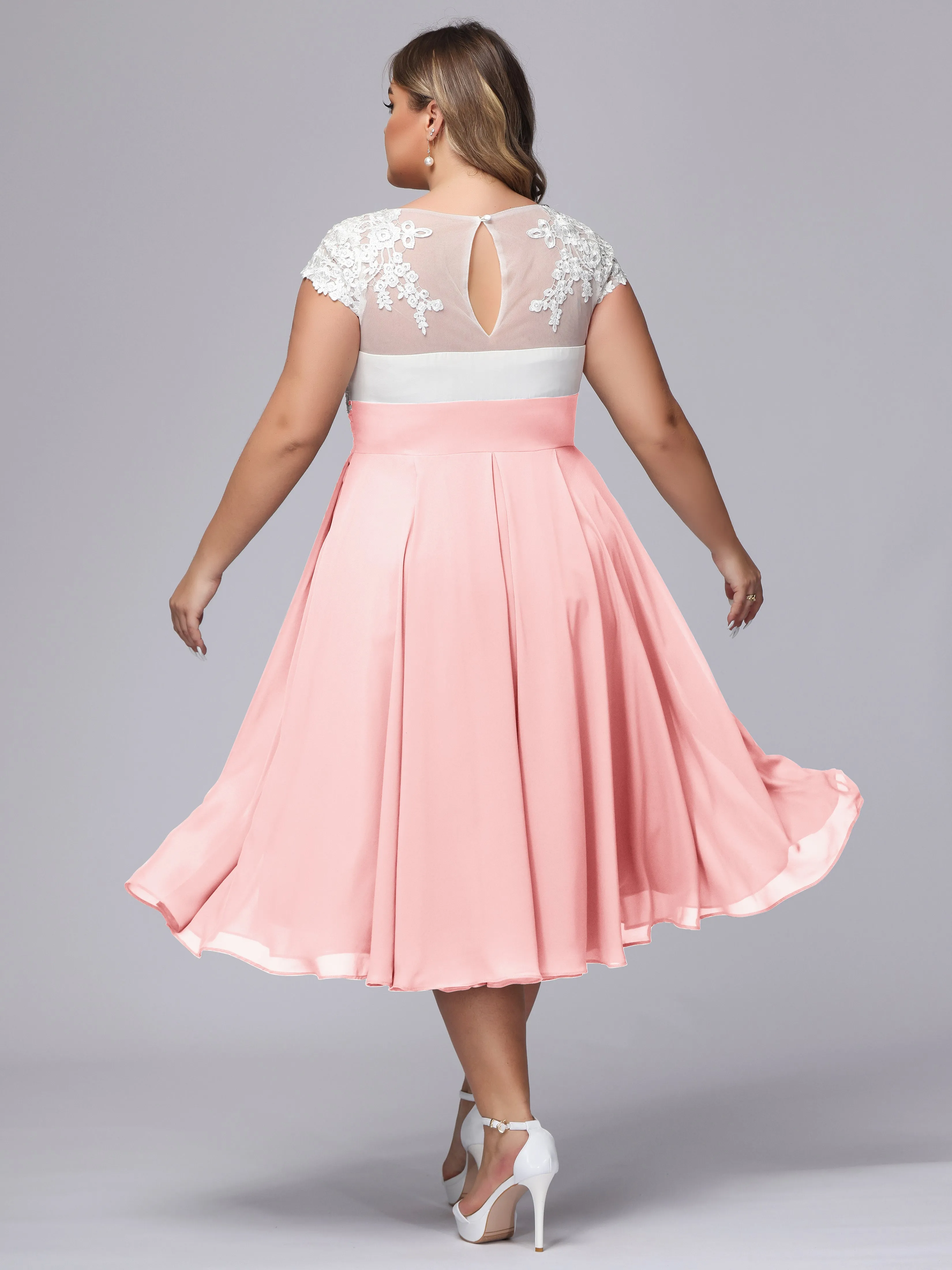 Chic Lace Top Chiffon Tea-Length Plus Size Bridesmaid Dress