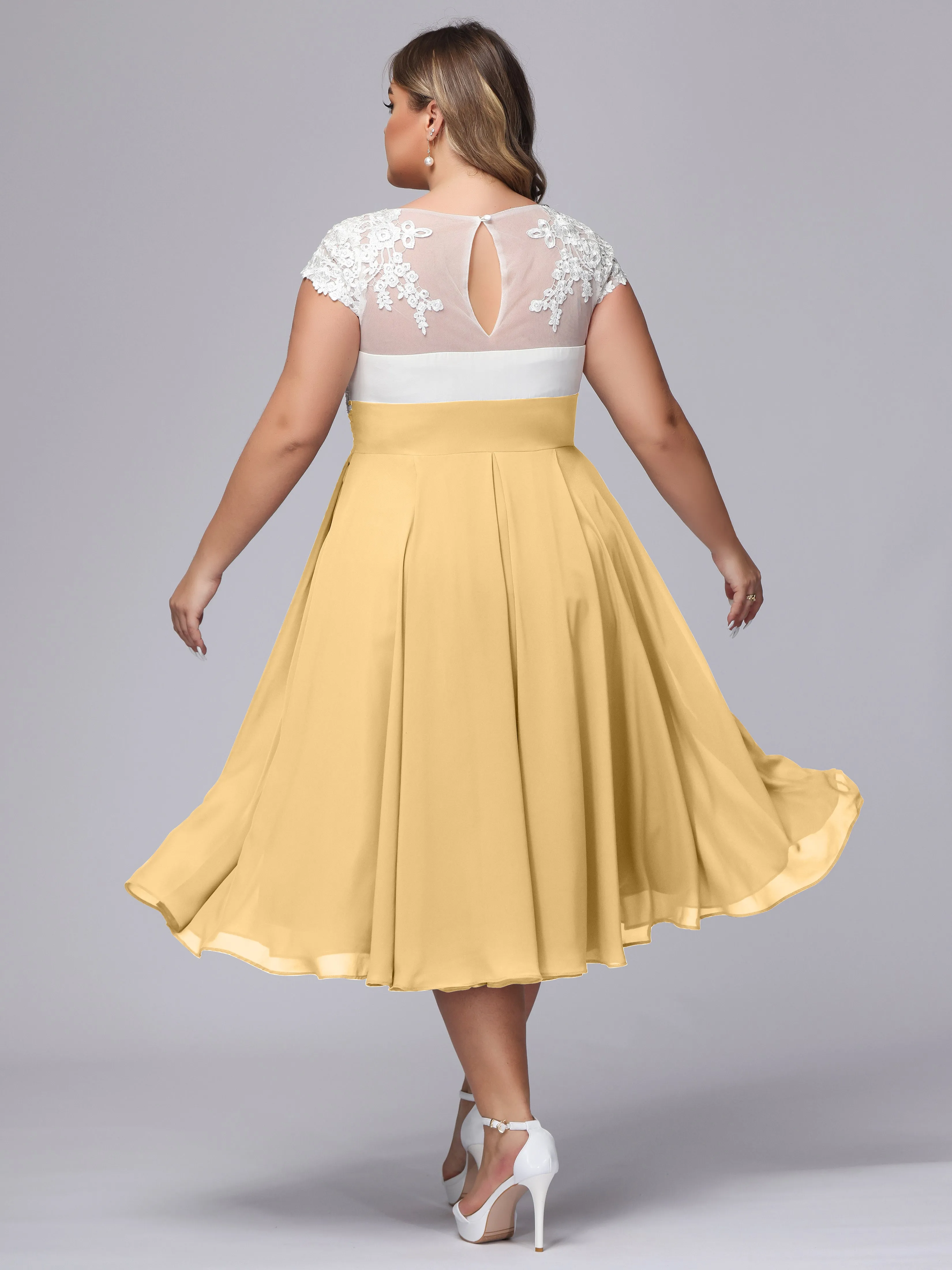 Chic Lace Top Chiffon Tea-Length Plus Size Bridesmaid Dress