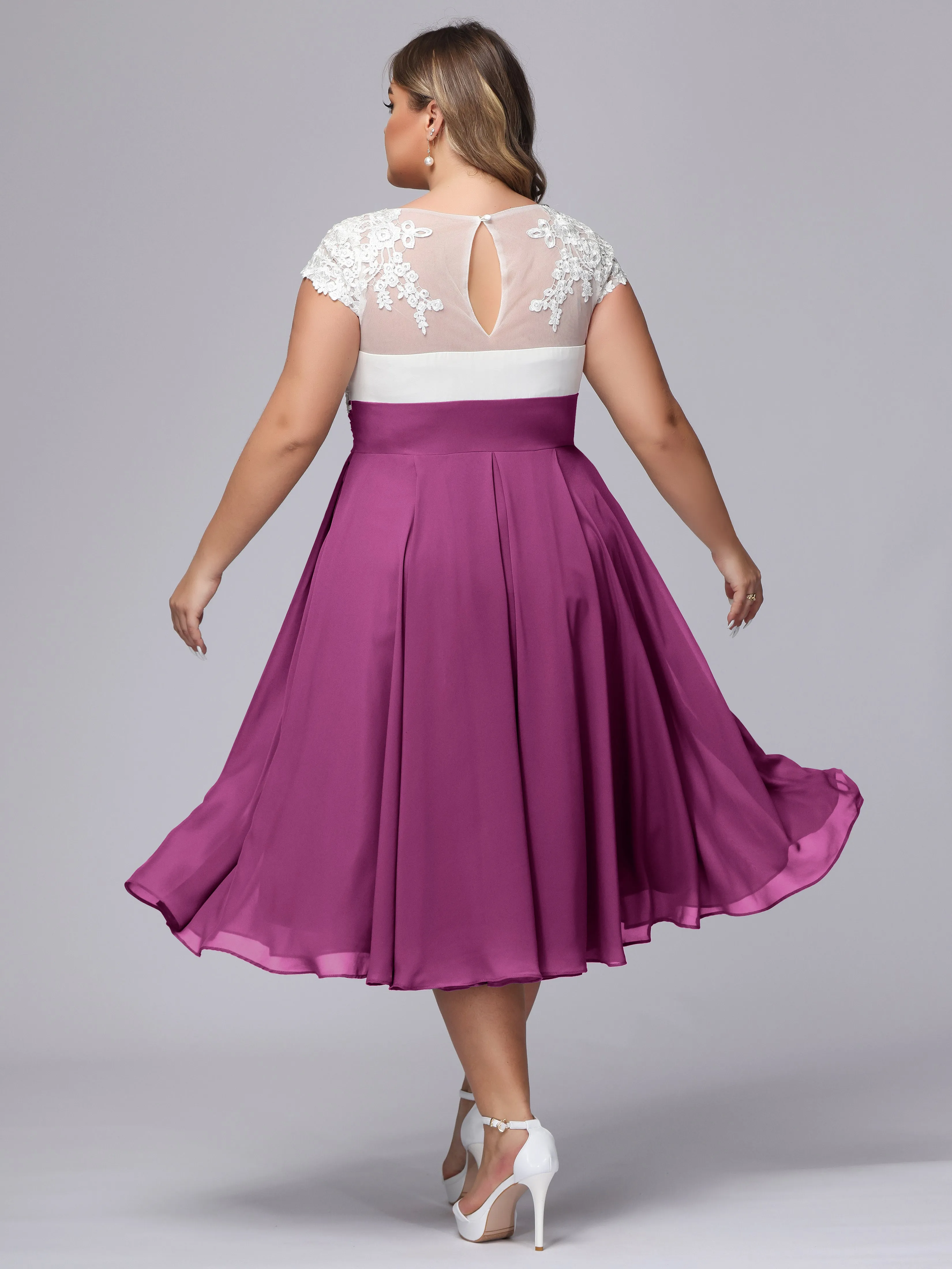 Chic Lace Top Chiffon Tea-Length Plus Size Bridesmaid Dress