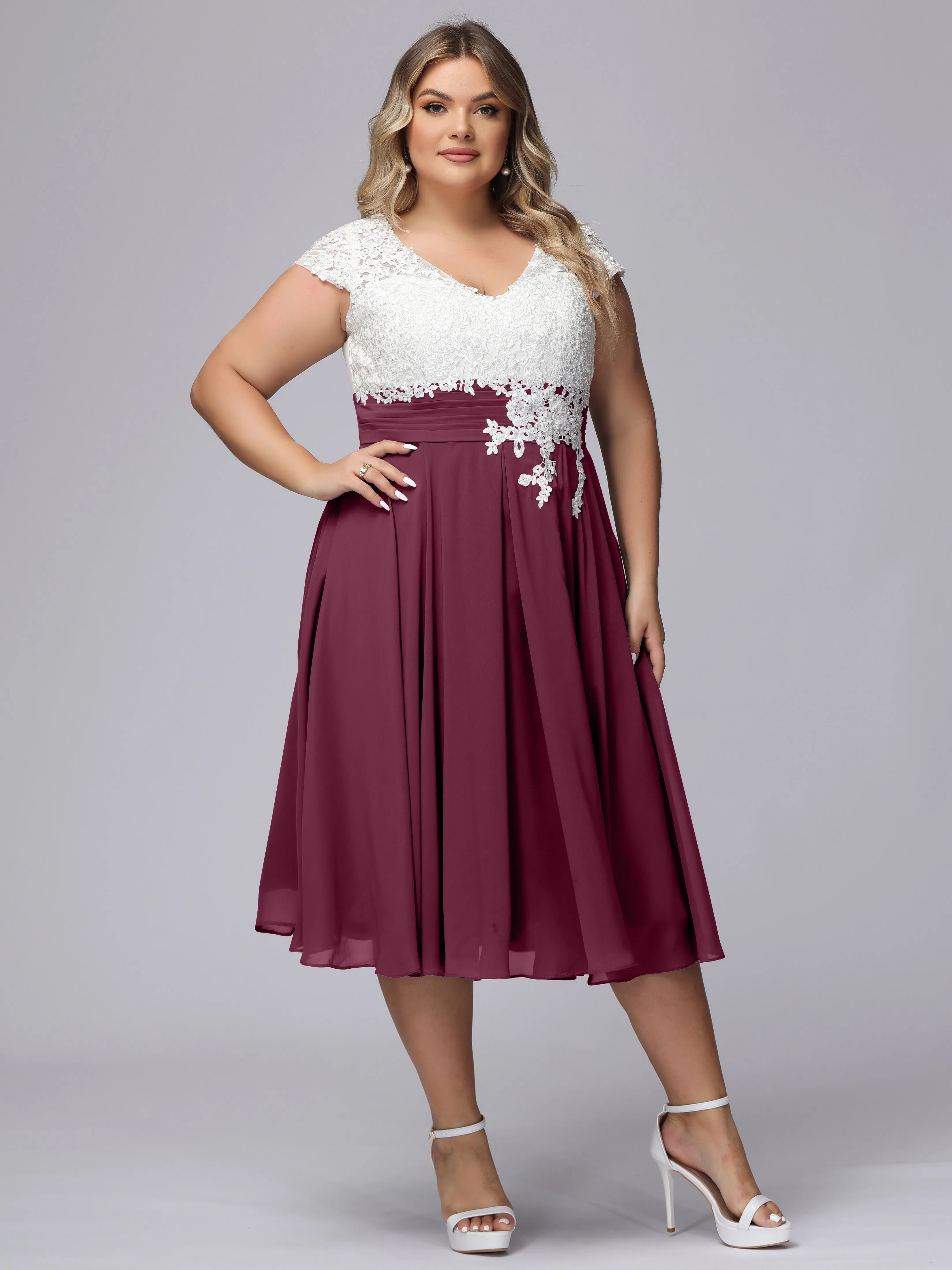 Chic Lace Top Chiffon Tea-Length Plus Size Bridesmaid Dress