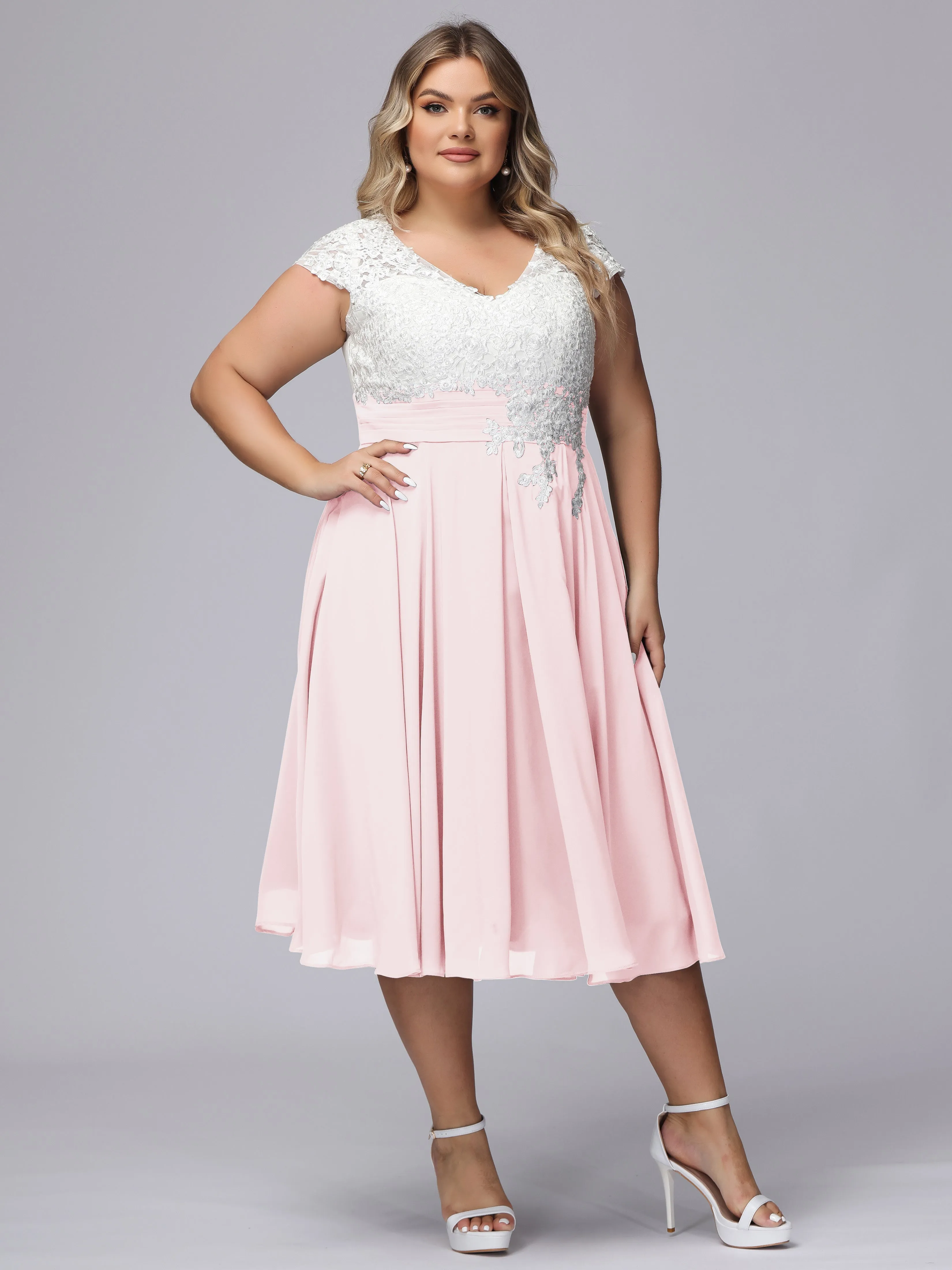 Chic Lace Top Chiffon Tea-Length Plus Size Bridesmaid Dress