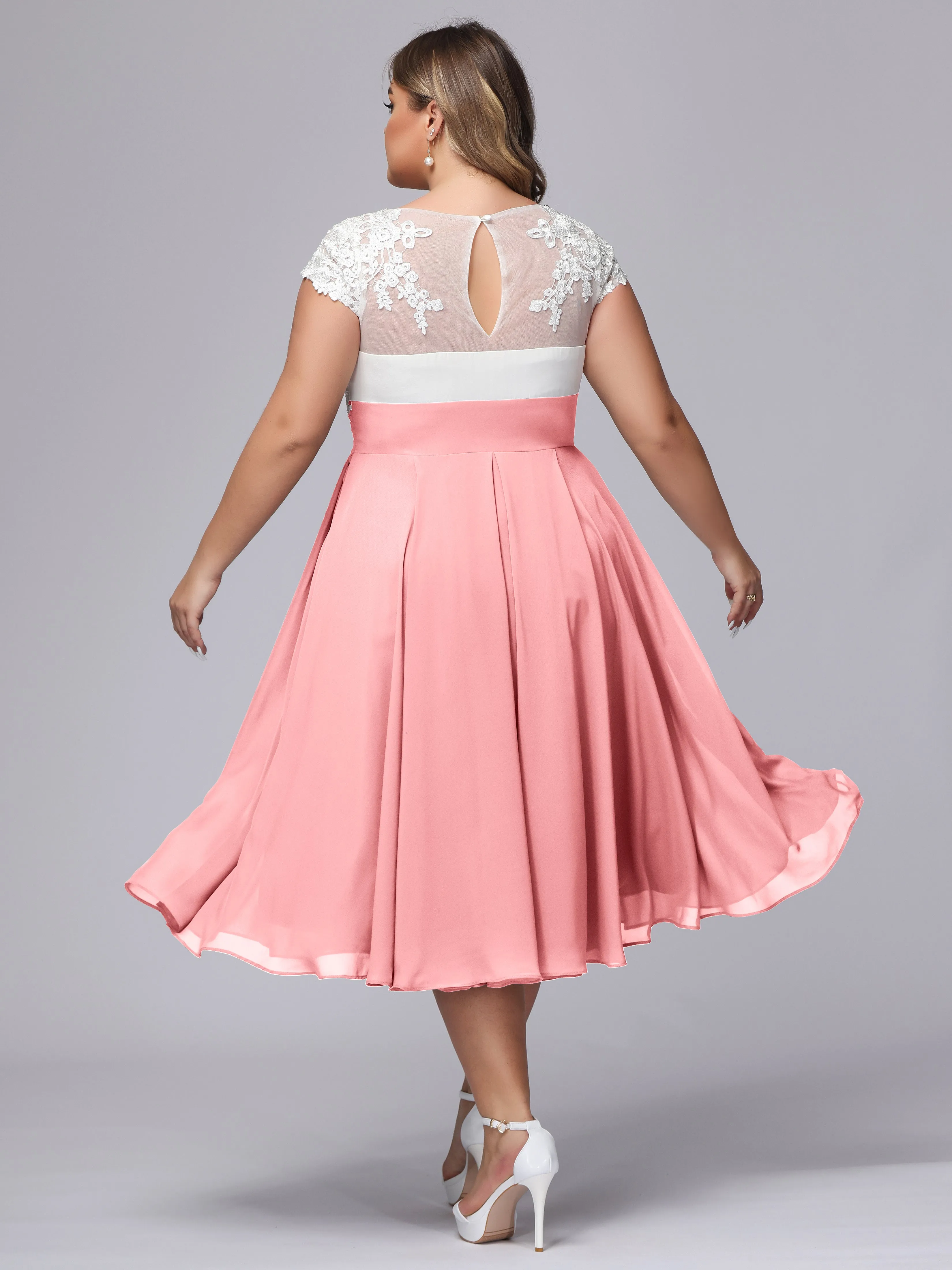Chic Lace Top Chiffon Tea-Length Plus Size Bridesmaid Dress