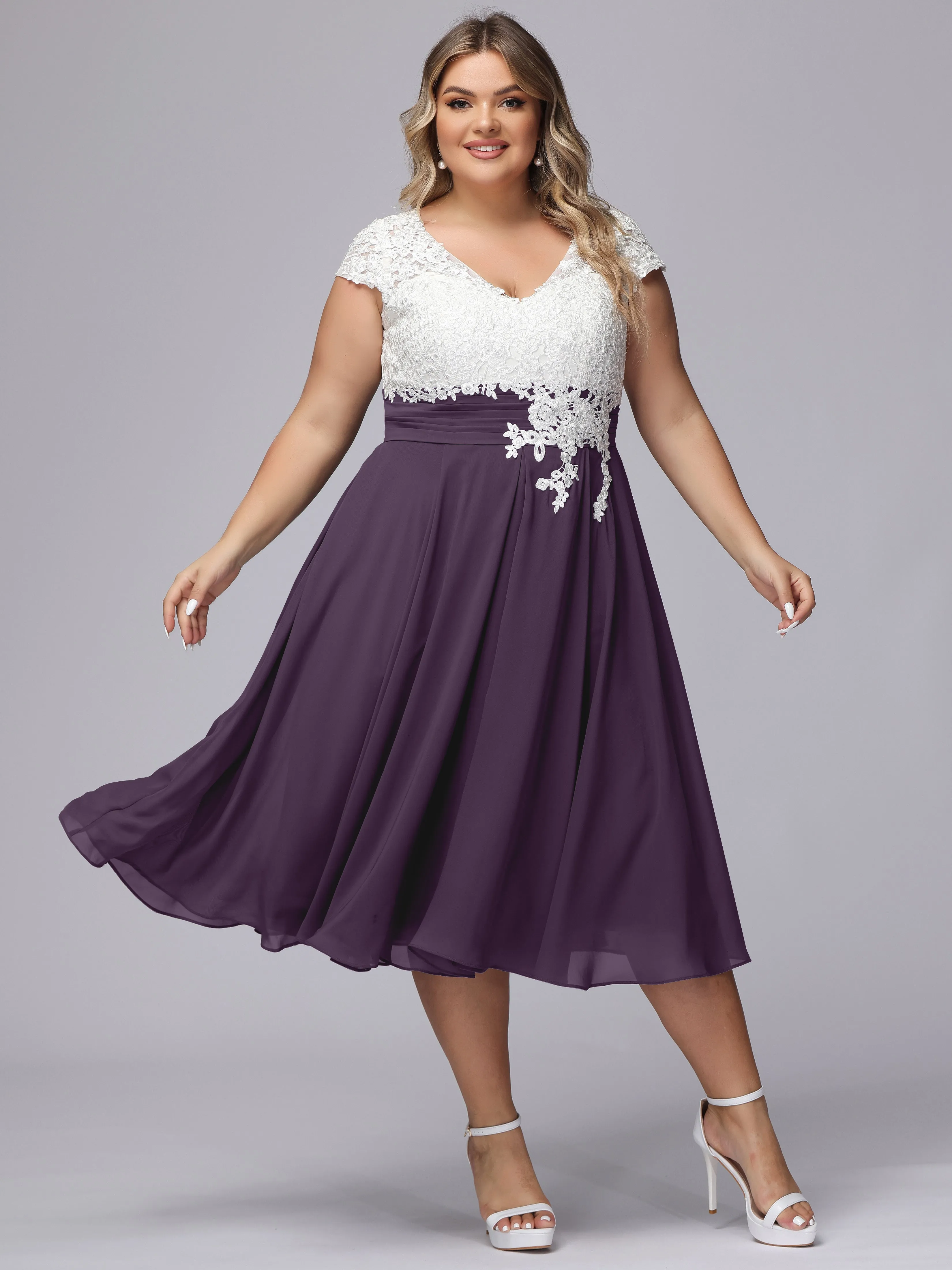 Chic Lace Top Chiffon Tea-Length Plus Size Bridesmaid Dress