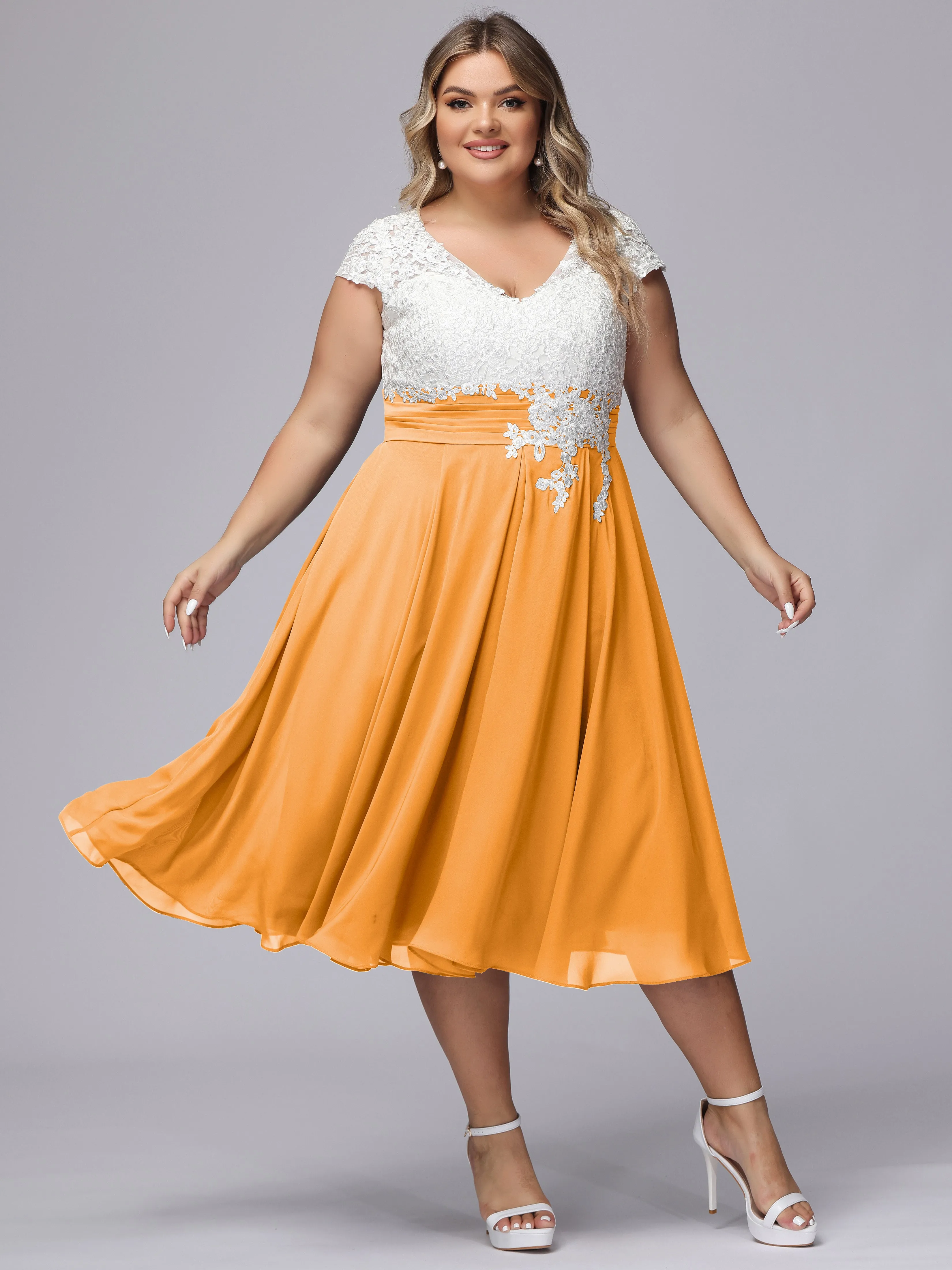 Chic Lace Top Chiffon Tea-Length Plus Size Bridesmaid Dress