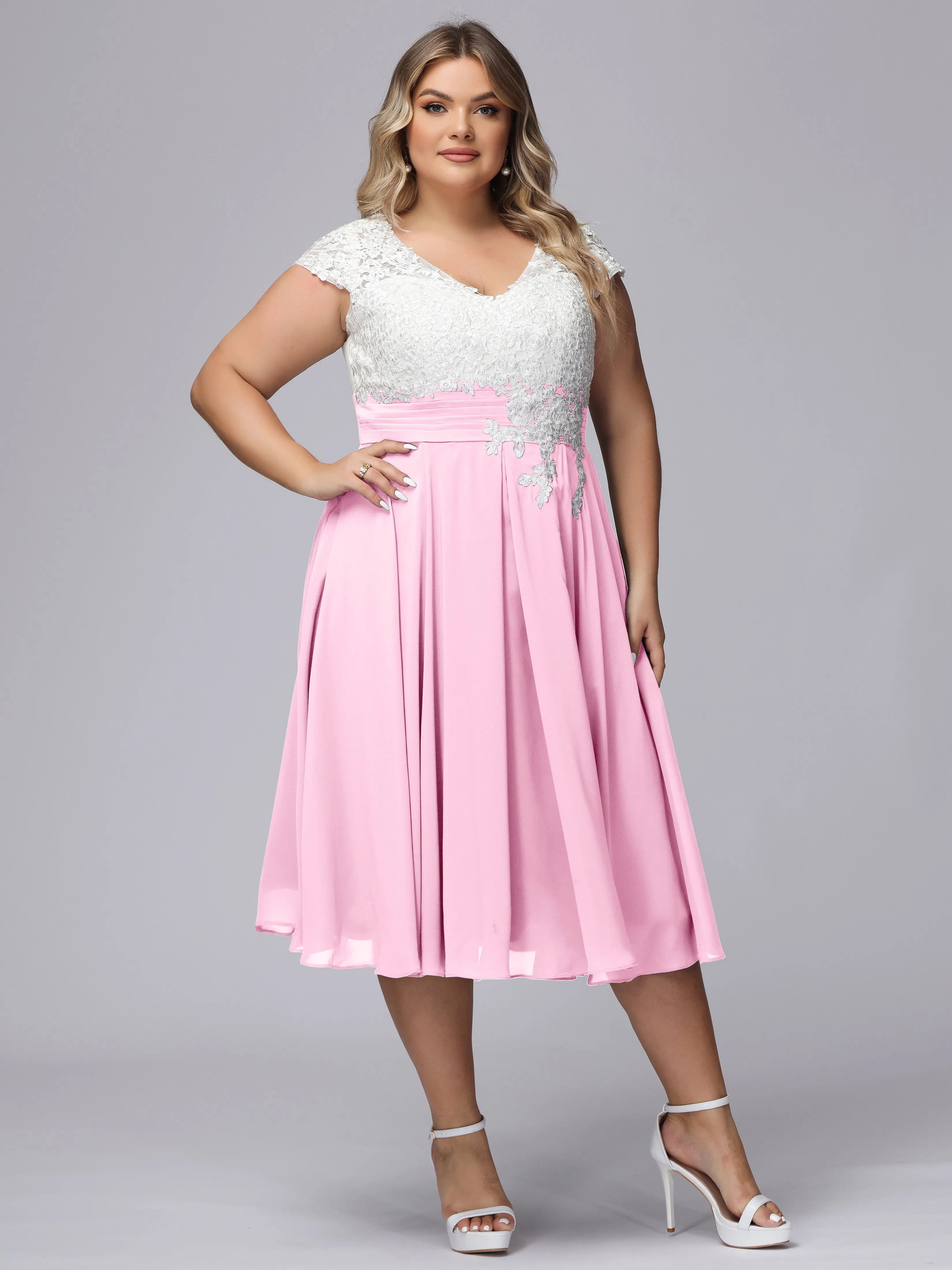 Chic Lace Top Chiffon Tea-Length Plus Size Bridesmaid Dress
