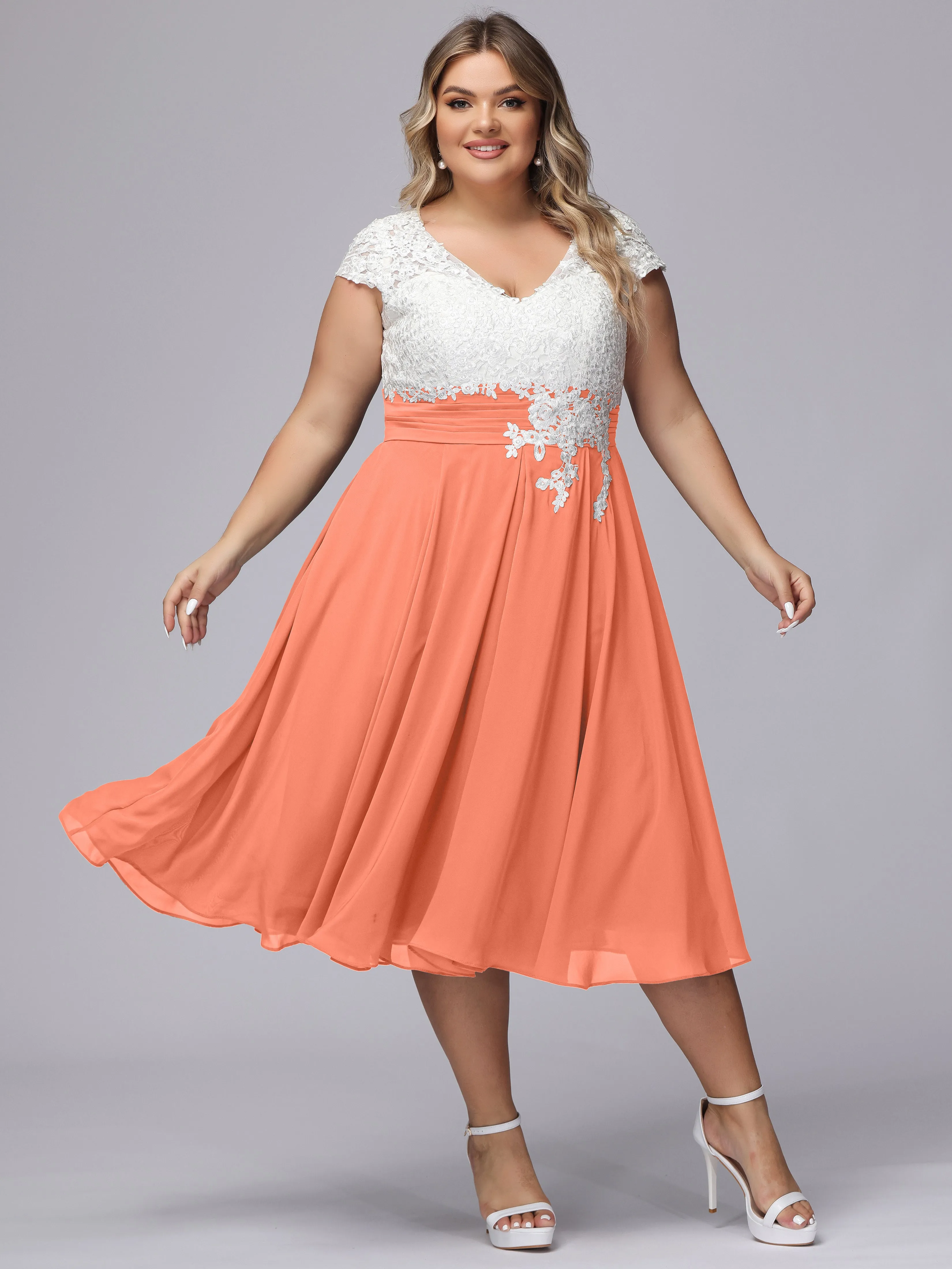 Chic Lace Top Chiffon Tea-Length Plus Size Bridesmaid Dress
