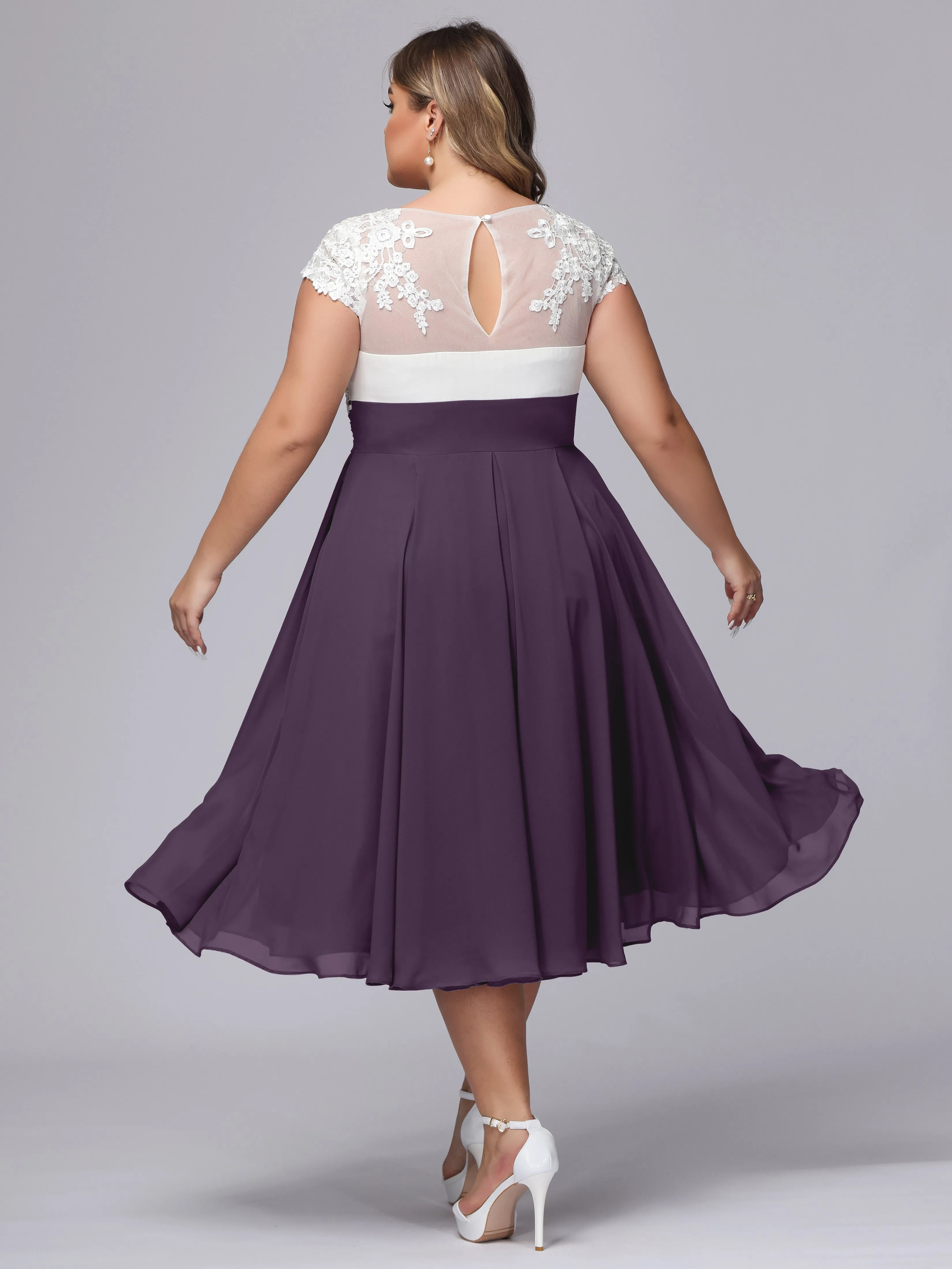 Chic Lace Top Chiffon Tea-Length Plus Size Bridesmaid Dress