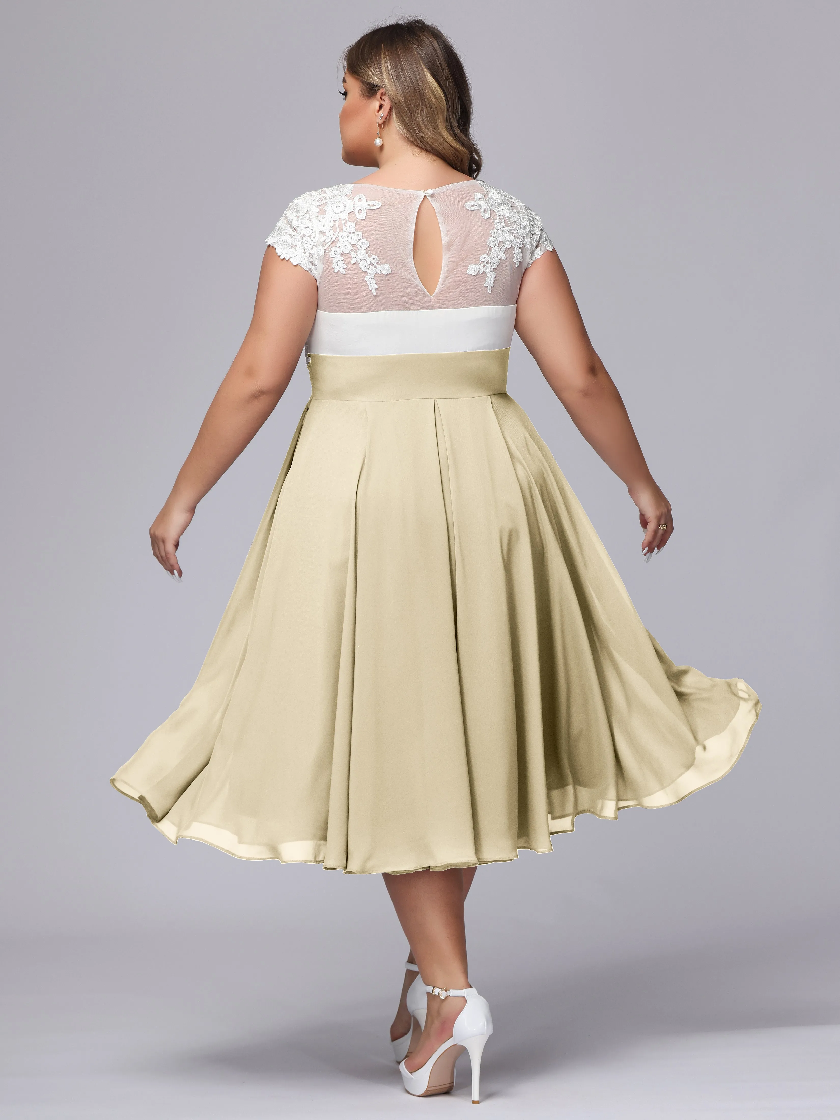Chic Lace Top Chiffon Tea-Length Plus Size Bridesmaid Dress