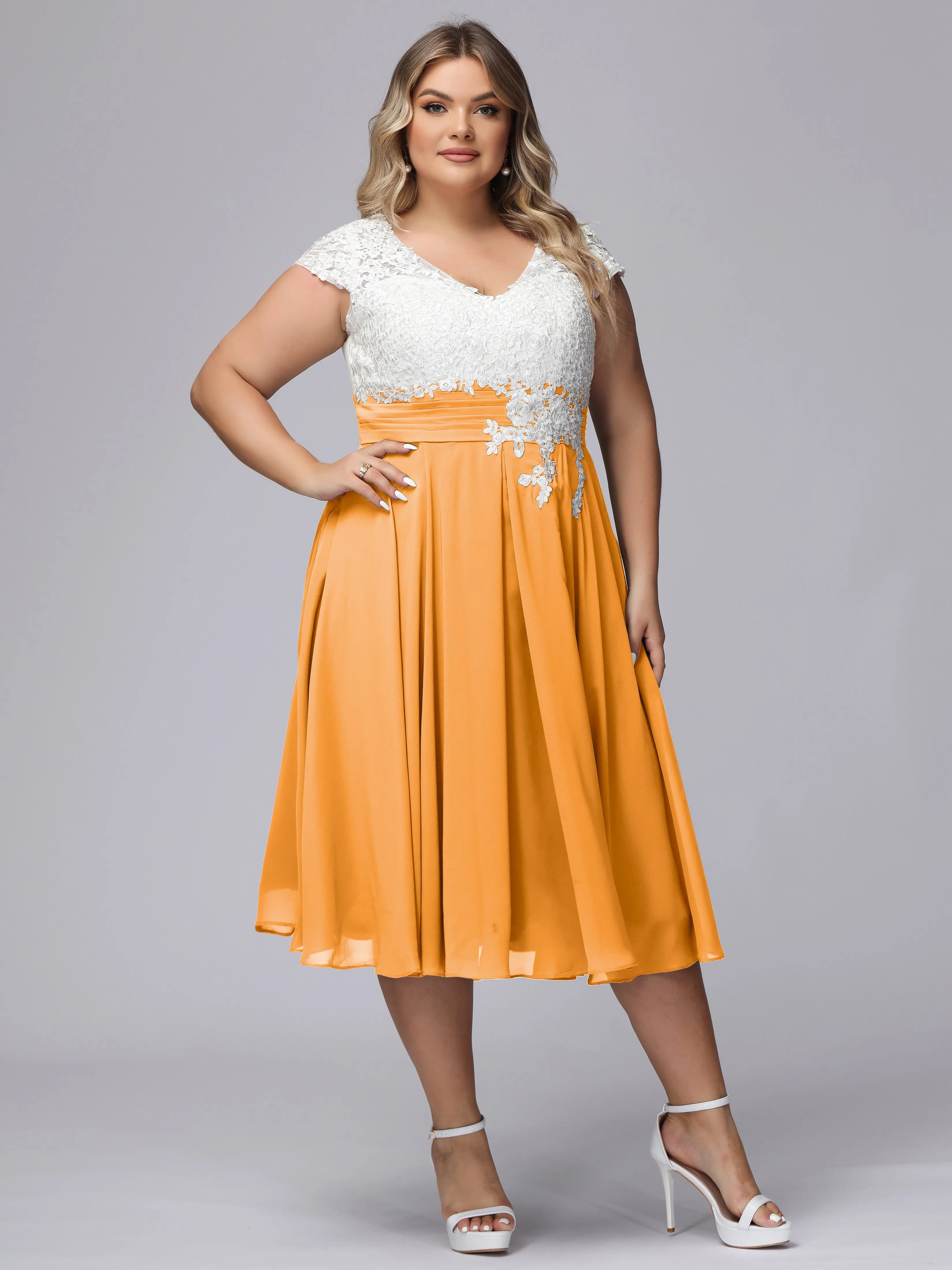 Chic Lace Top Chiffon Tea-Length Plus Size Bridesmaid Dress