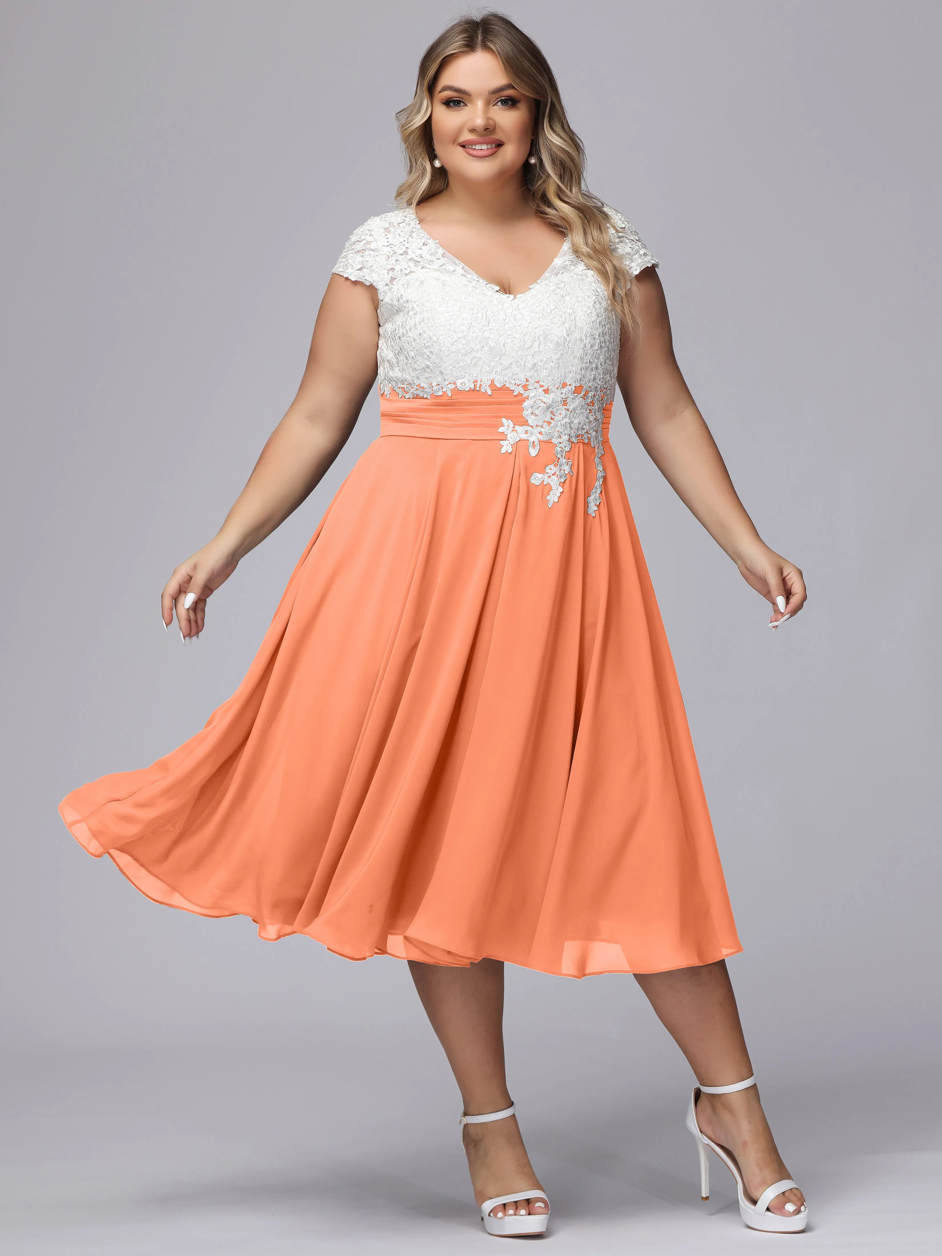Chic Lace Top Chiffon Tea-Length Plus Size Bridesmaid Dress