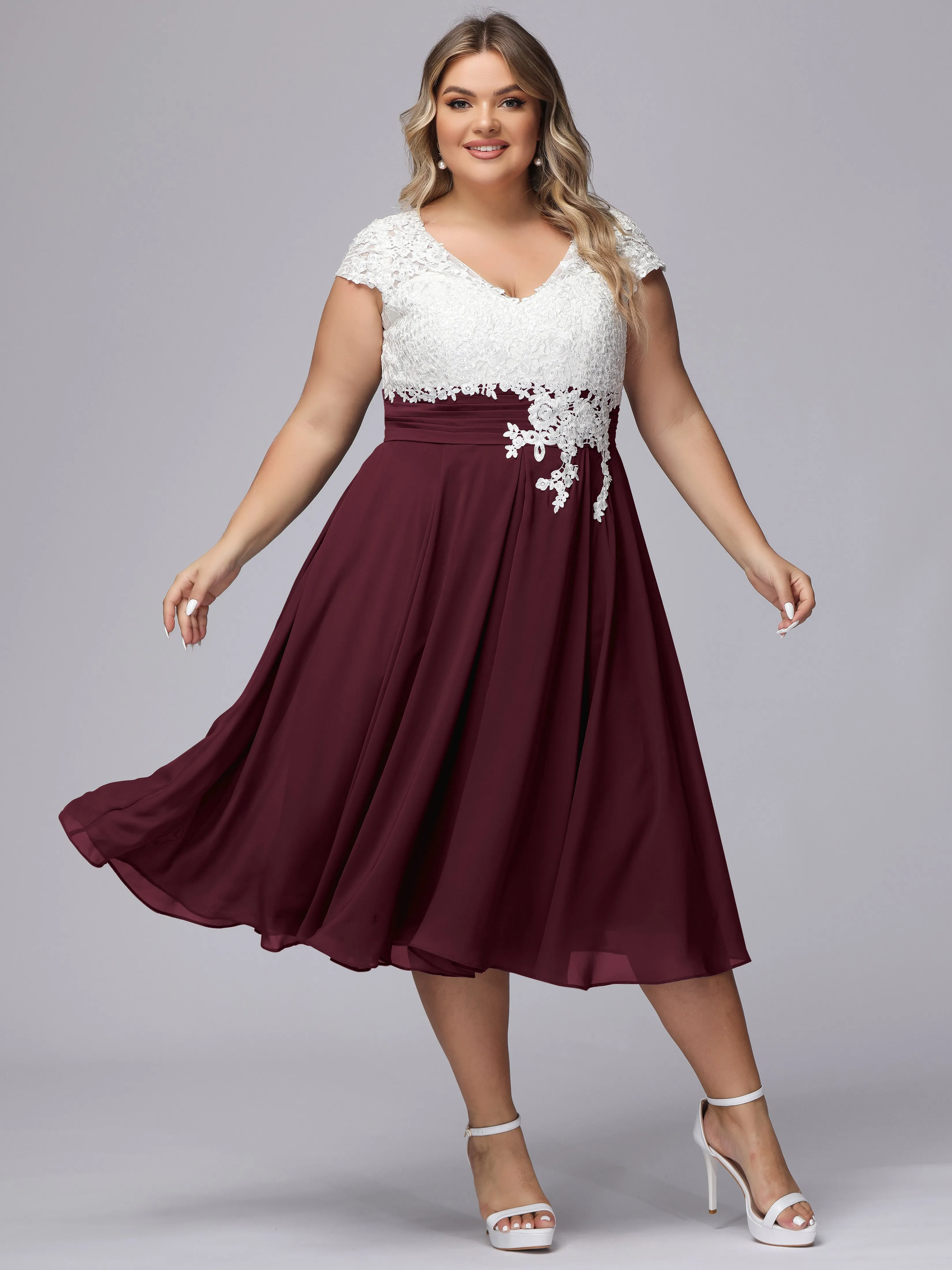 Chic Lace Top Chiffon Tea-Length Plus Size Bridesmaid Dress