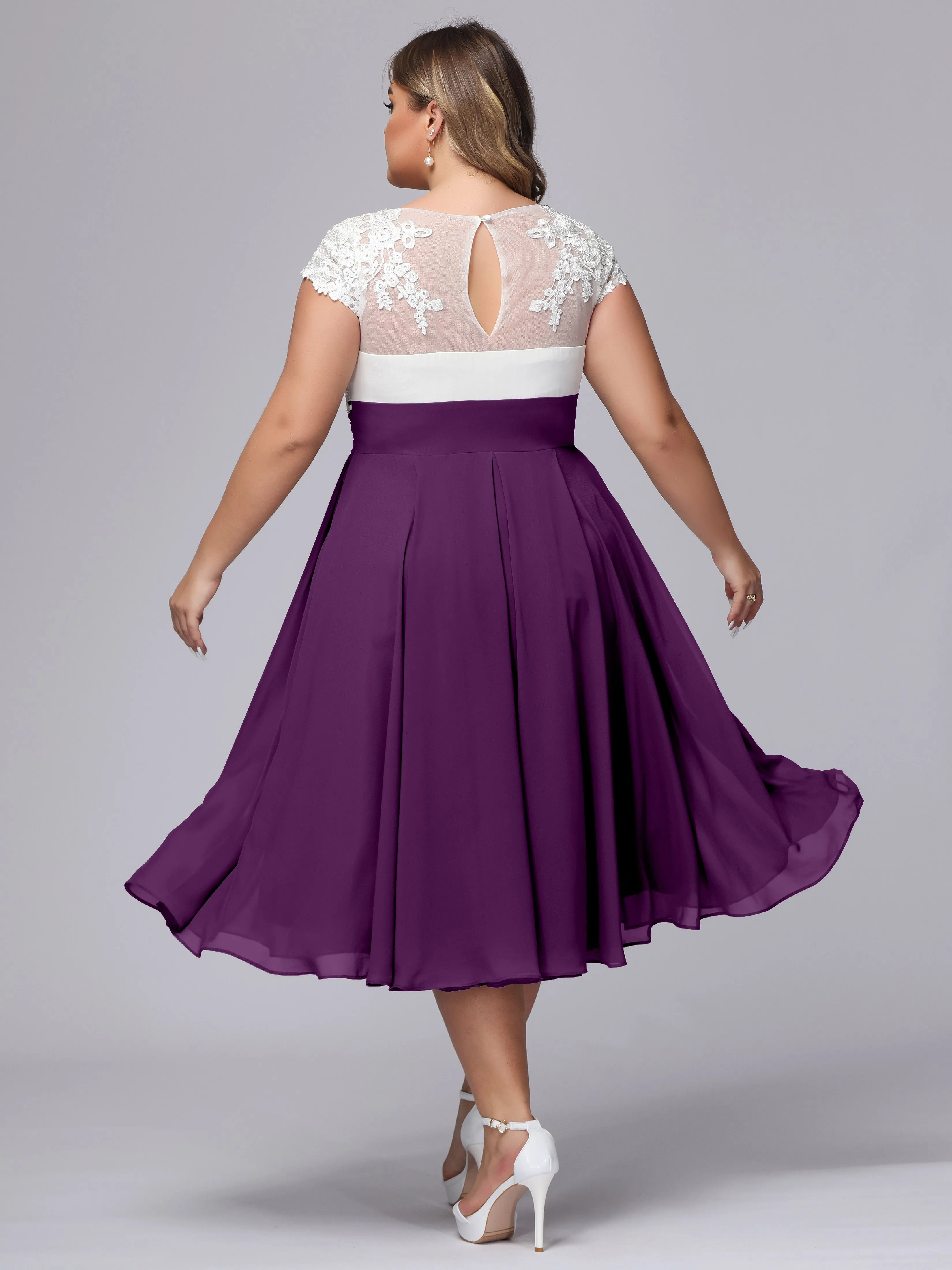 Chic Lace Top Chiffon Tea-Length Plus Size Bridesmaid Dress