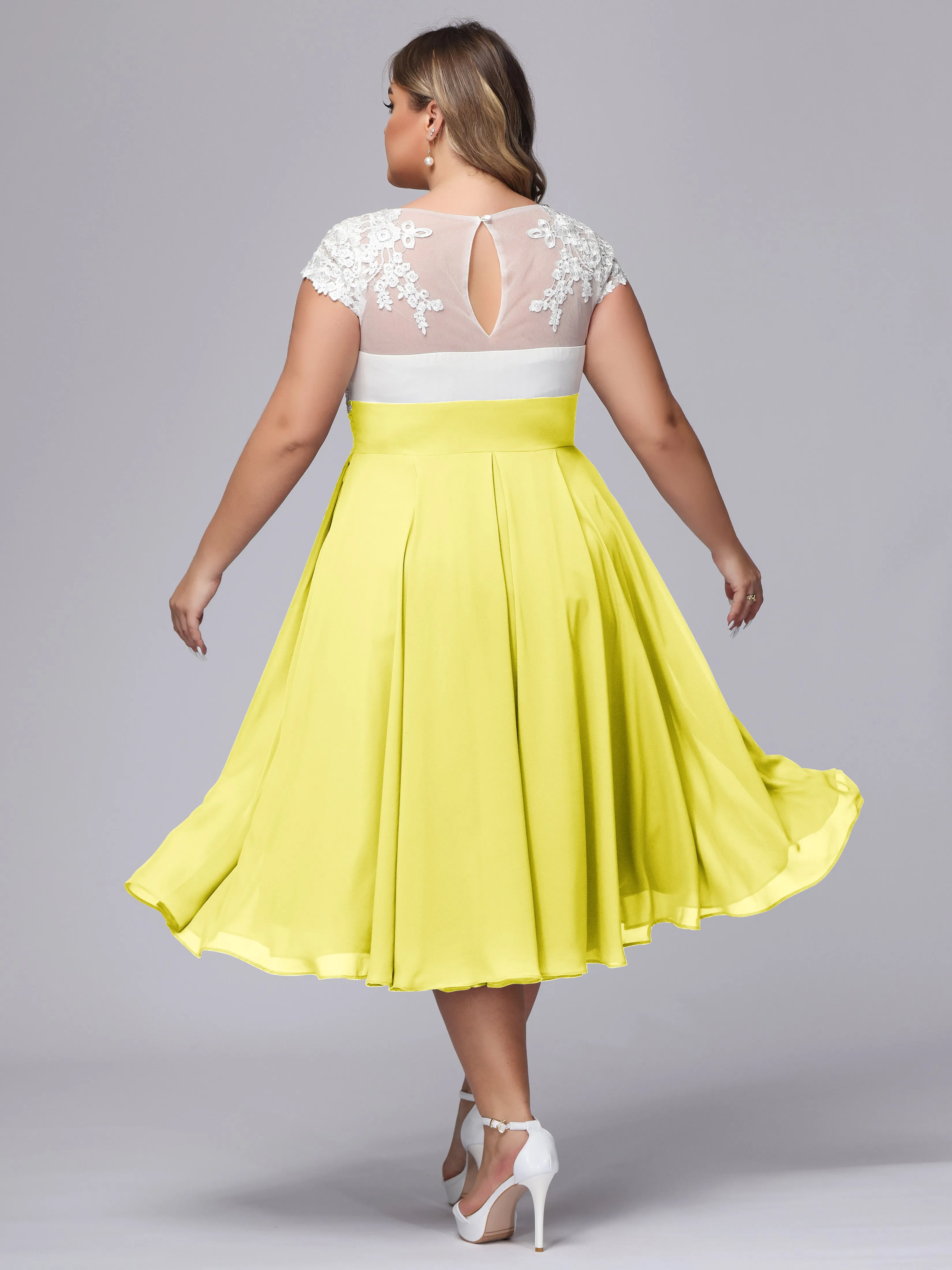 Chic Lace Top Chiffon Tea-Length Plus Size Bridesmaid Dress