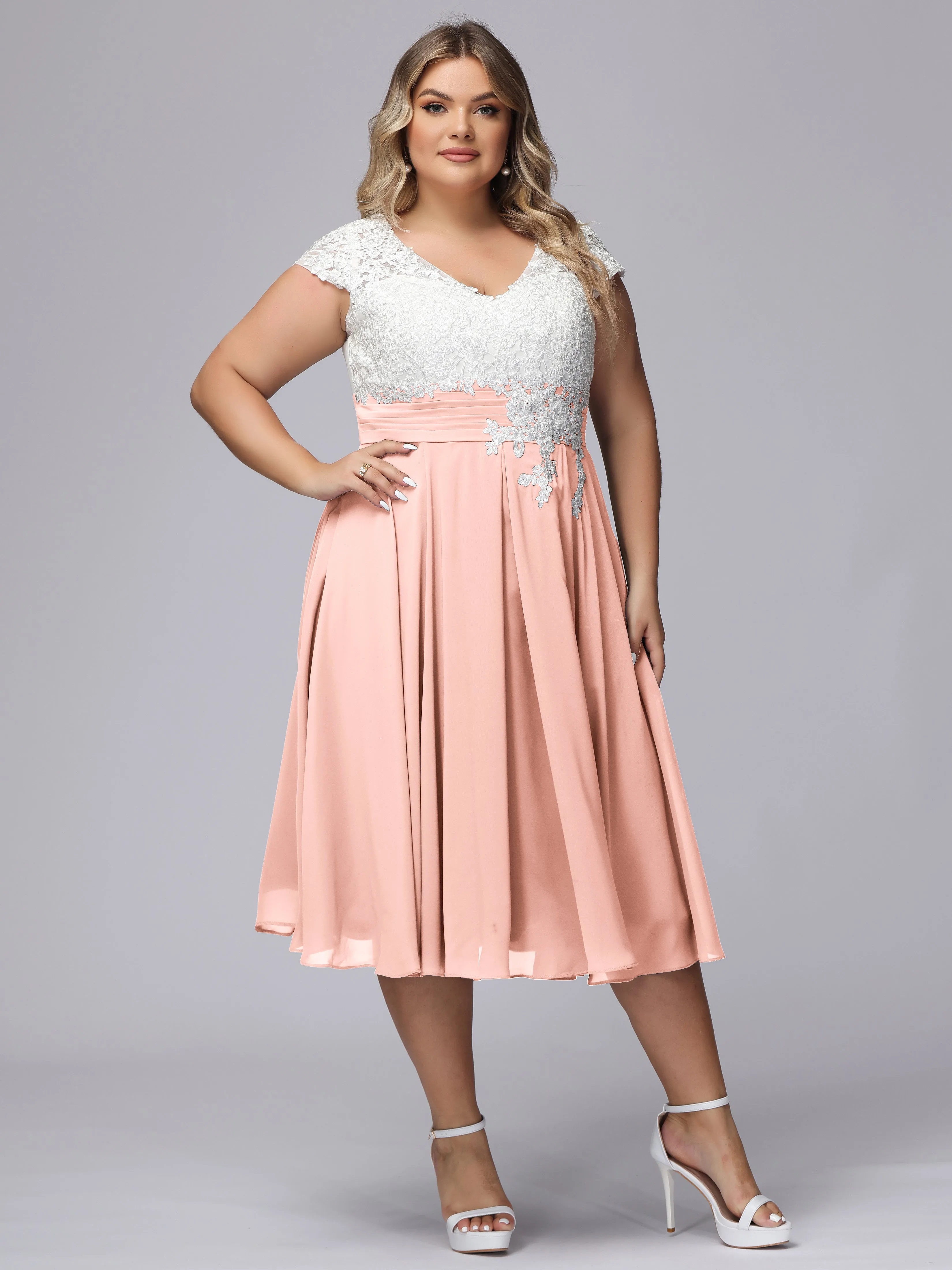Chic Lace Top Chiffon Tea-Length Plus Size Bridesmaid Dress