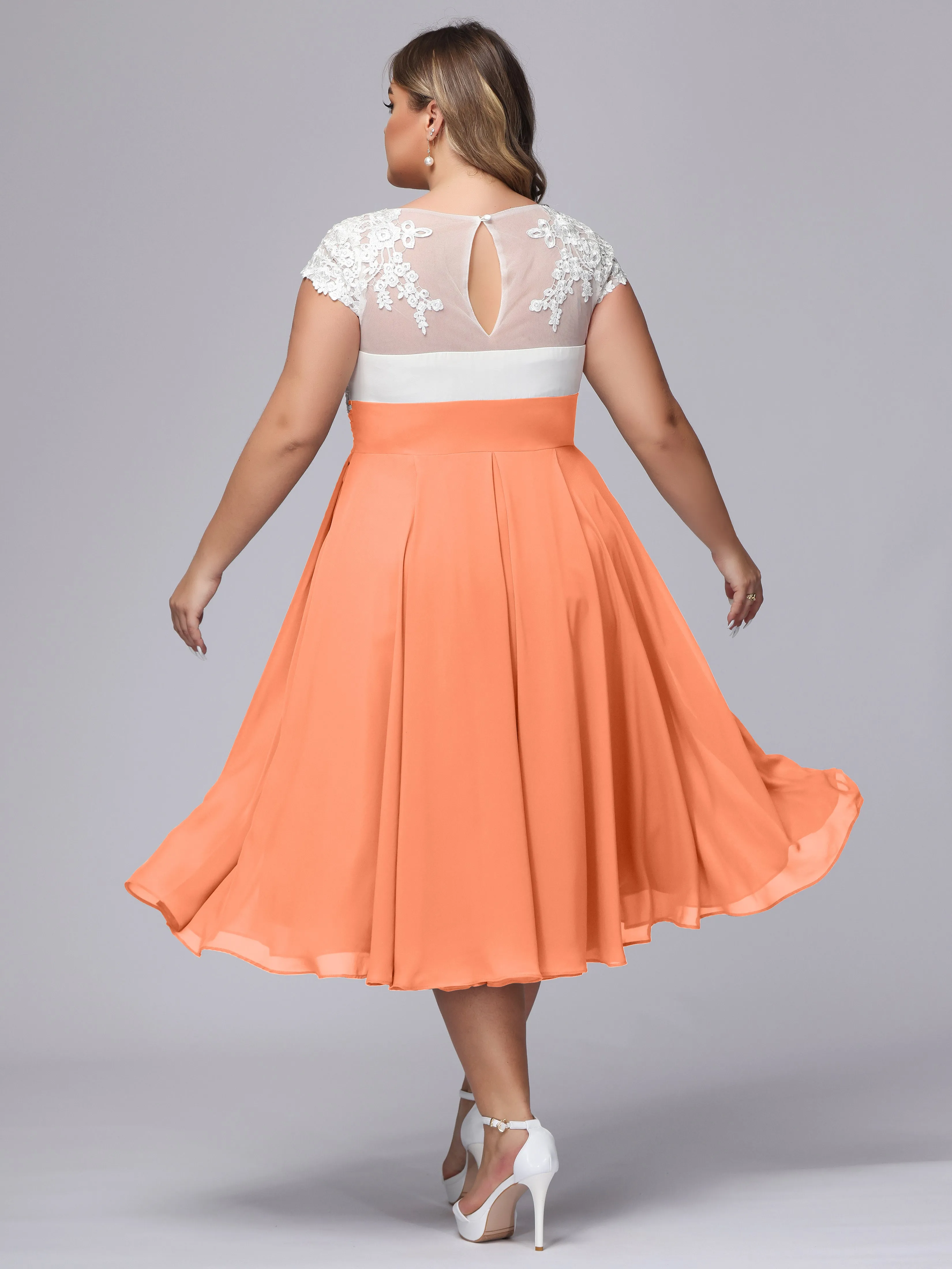 Chic Lace Top Chiffon Tea-Length Plus Size Bridesmaid Dress