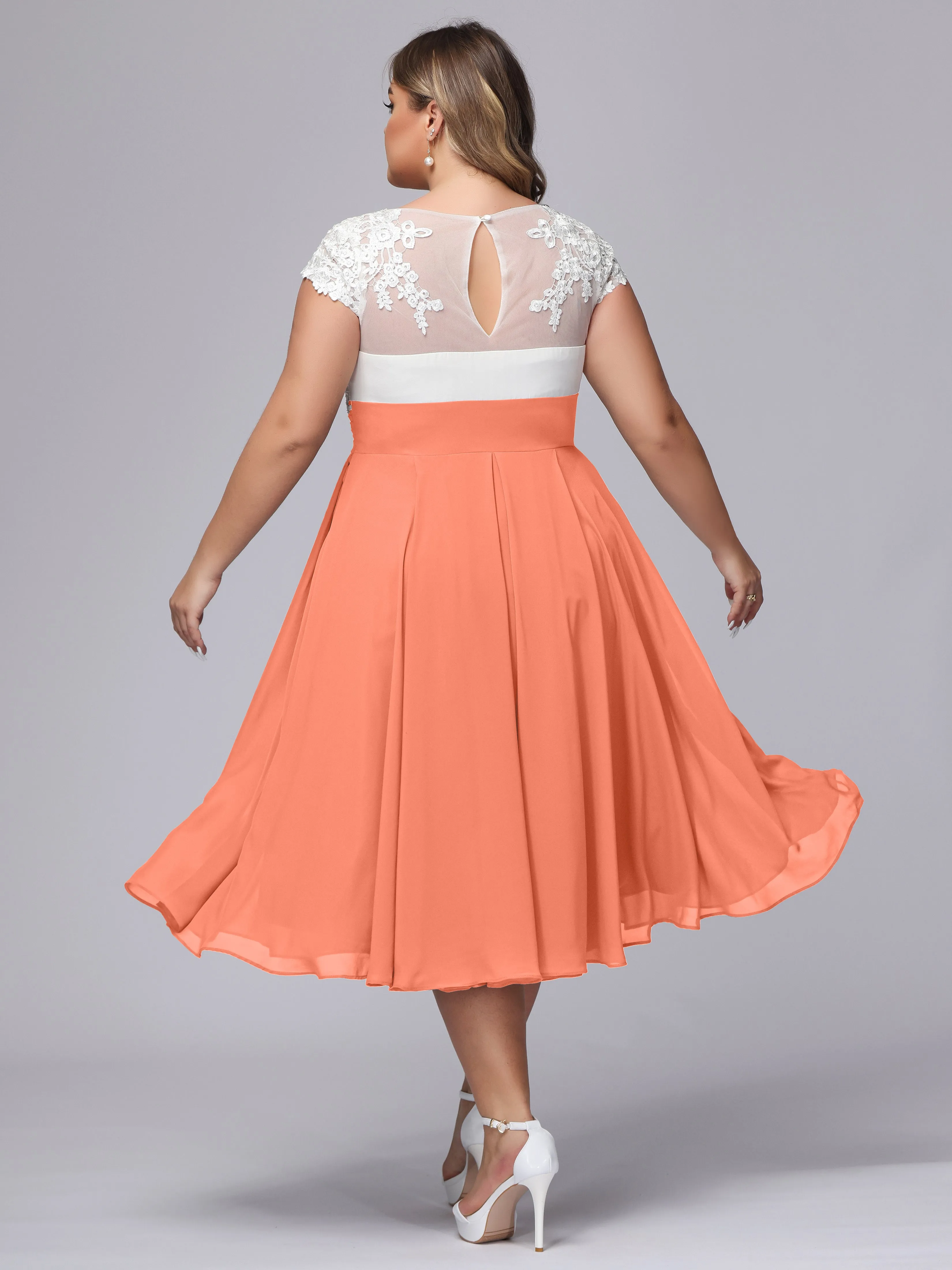 Chic Lace Top Chiffon Tea-Length Plus Size Bridesmaid Dress