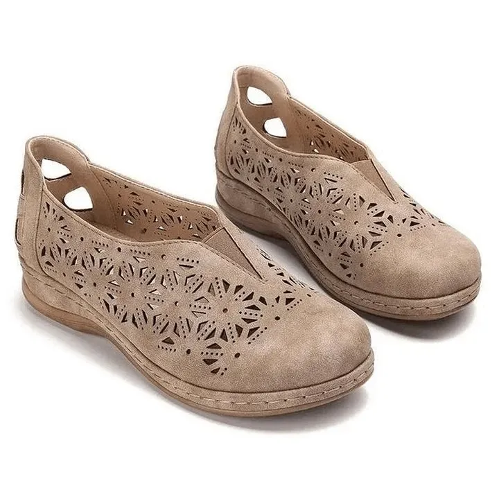 Cintia® | Stylish sandals for the coming season
