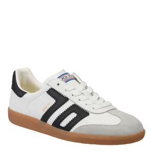CLOUD WHITE BLACK SNEAKER