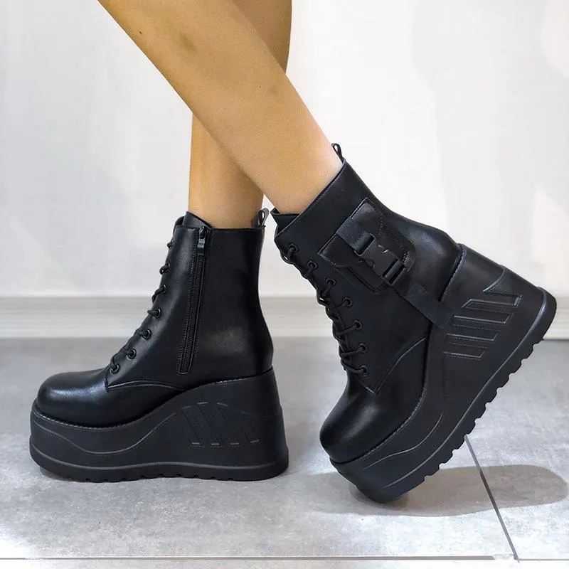 Comfertable and stylish orthopedic footwear