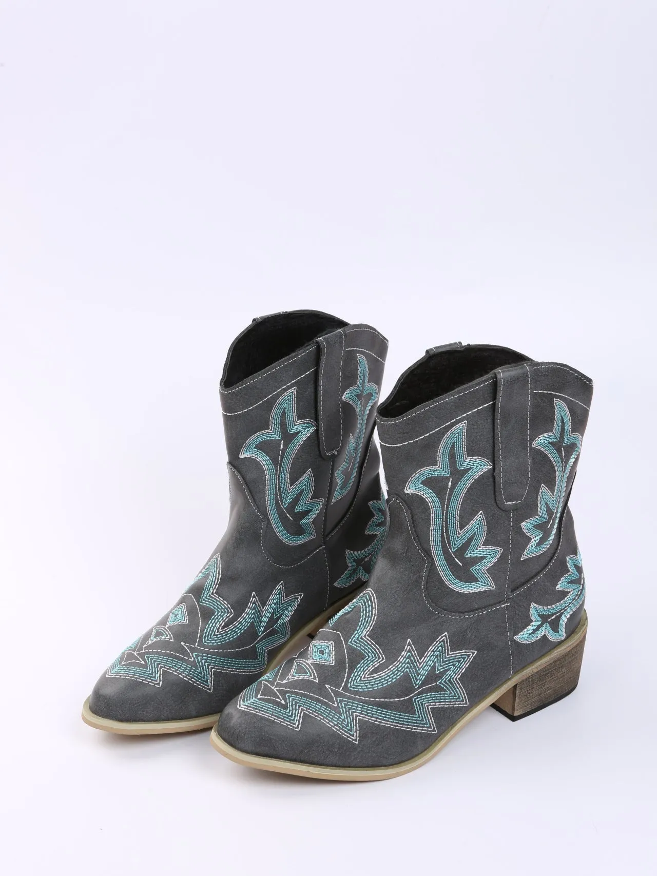Creamtopmall Embroidered Floral Chunky Heel Martin Boots