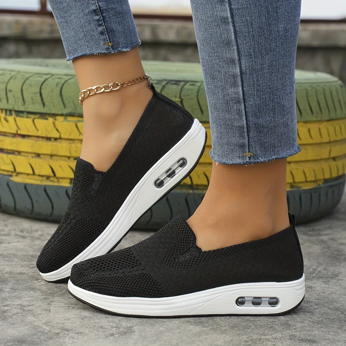 Durable and supportive orthopedic Sneakers