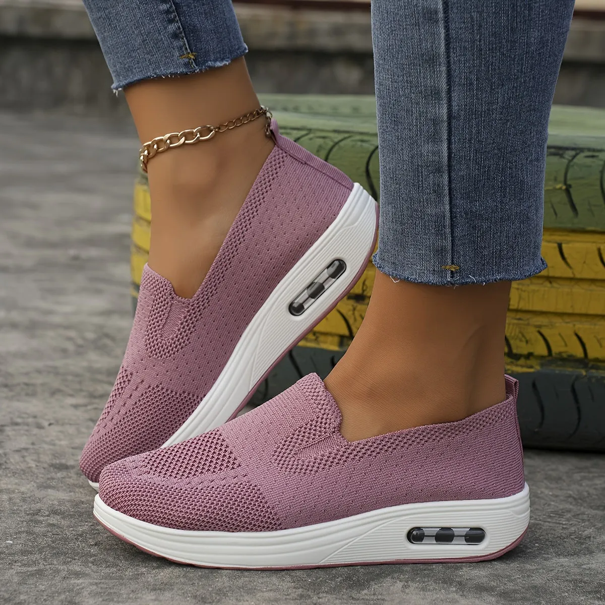 Durable and supportive orthopedic Sneakers