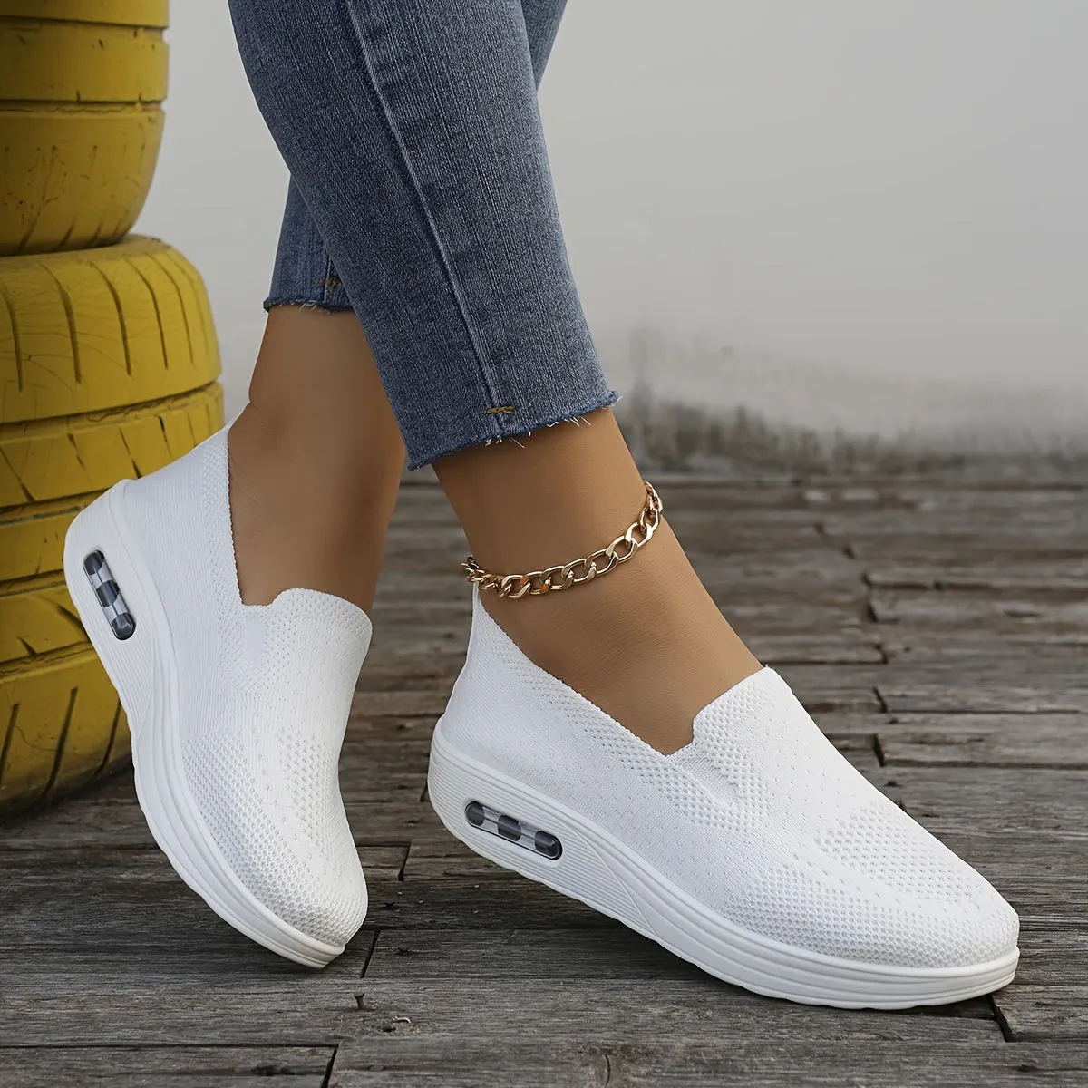 Durable and supportive orthopedic Sneakers