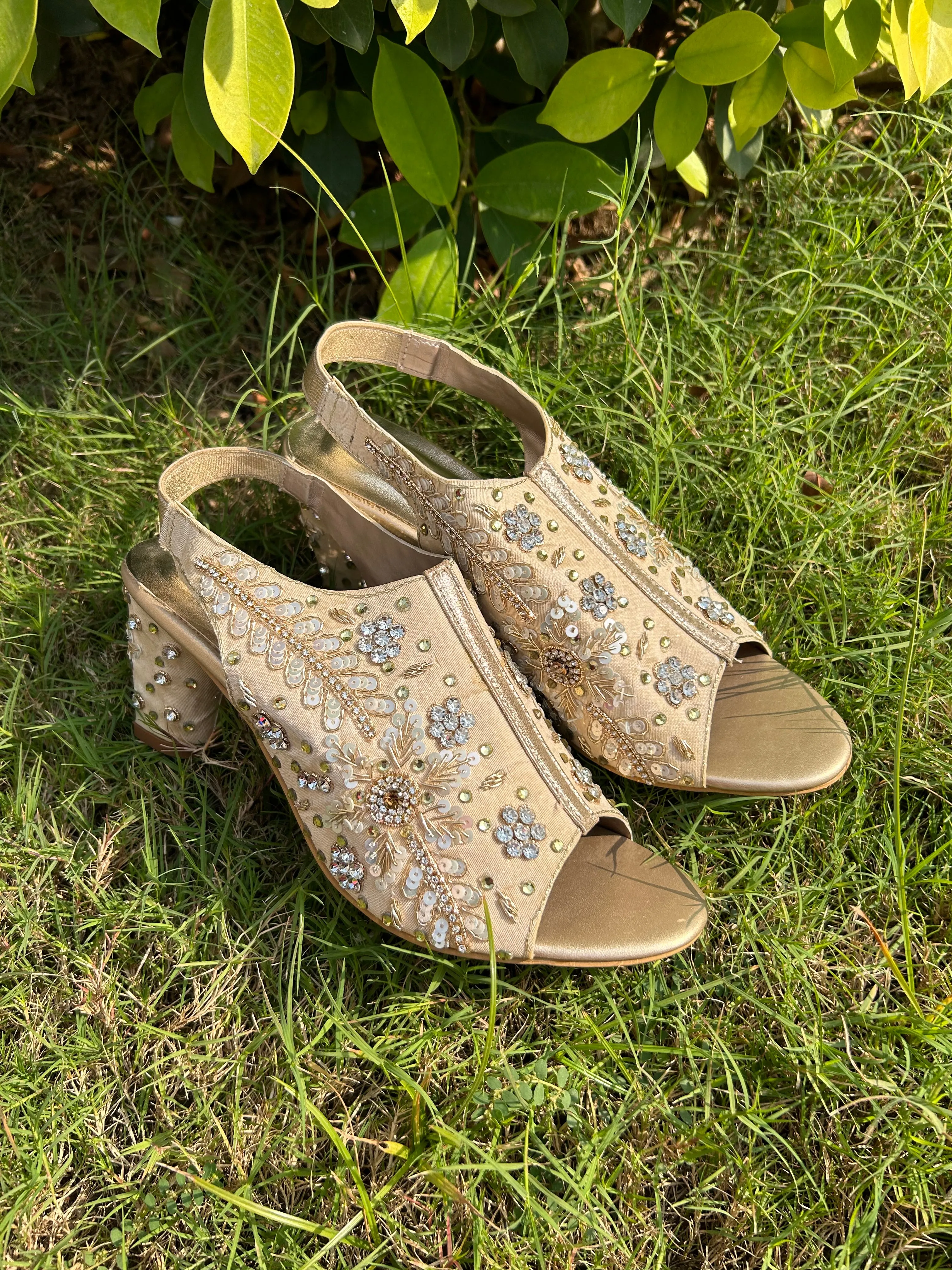 Eimaan Heel