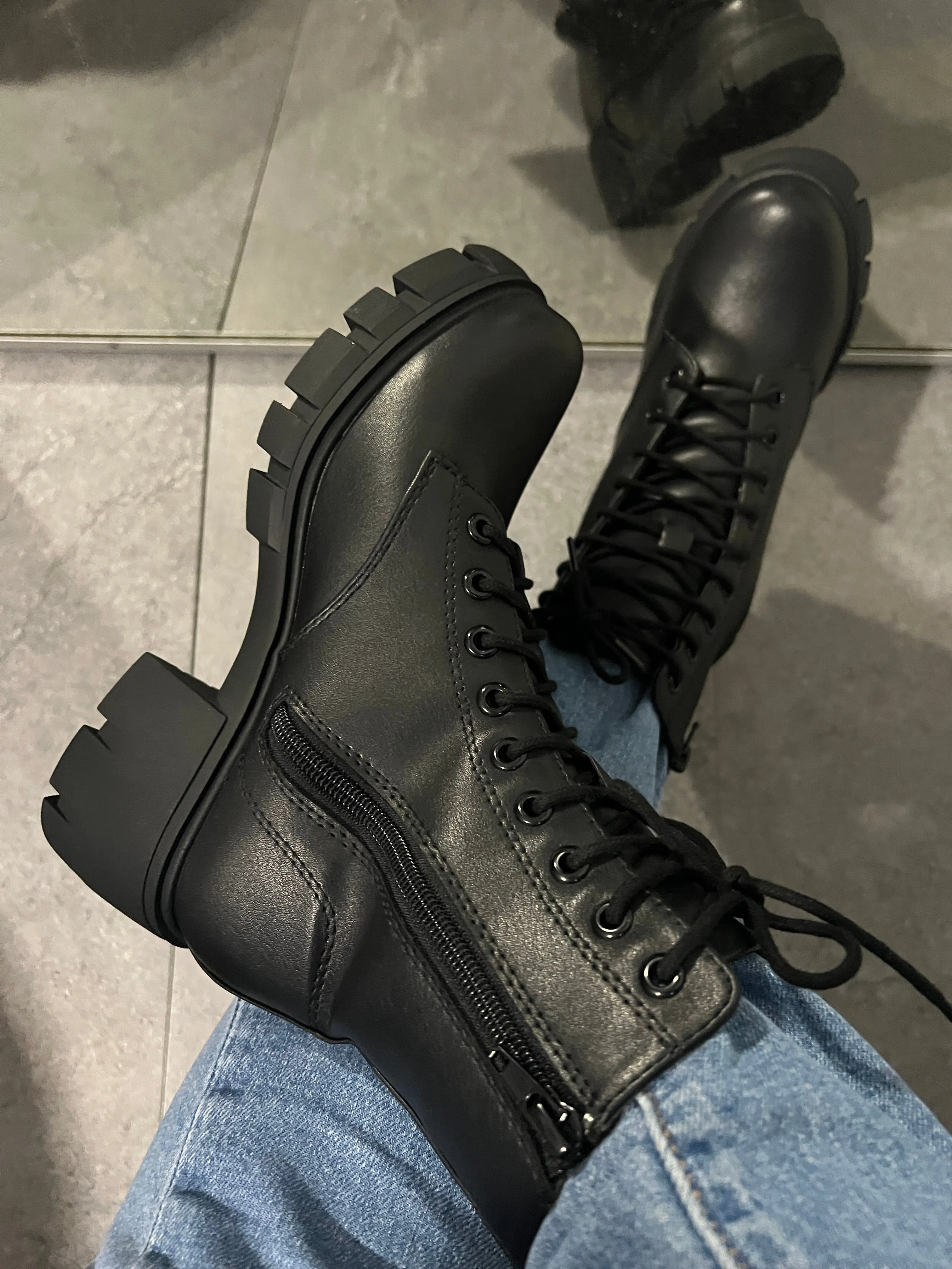 Erin Boot-Black