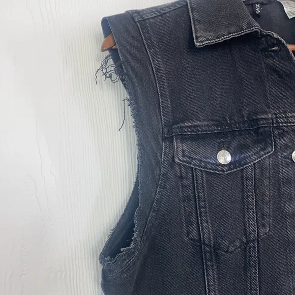 H&amp;M - Y2K Black Stonewash Denim Sleeveless Vest Size XXS