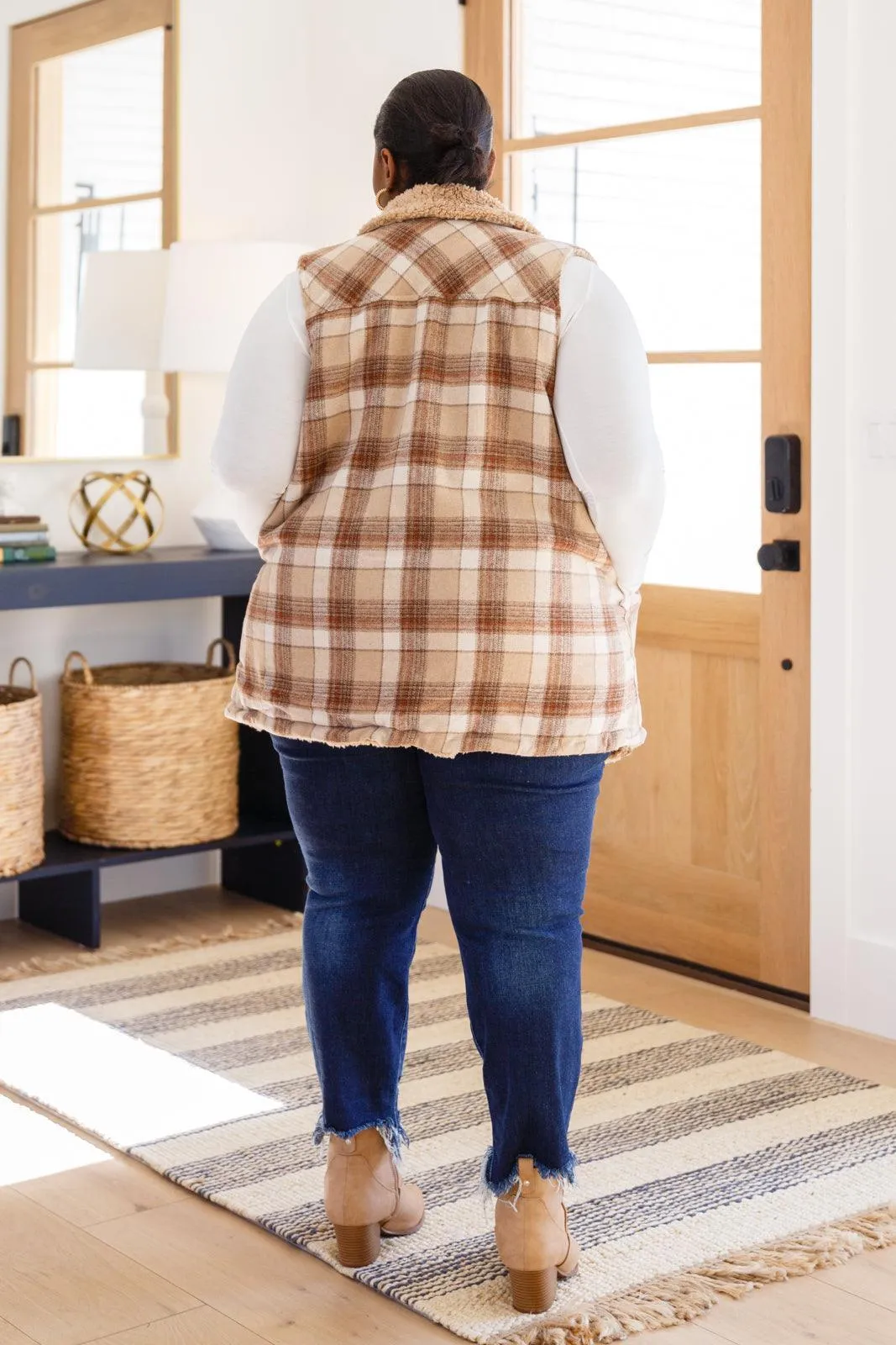 Hazel Blues® | Snug And Stylish Plaid Fur Lined Wide Collar Vest