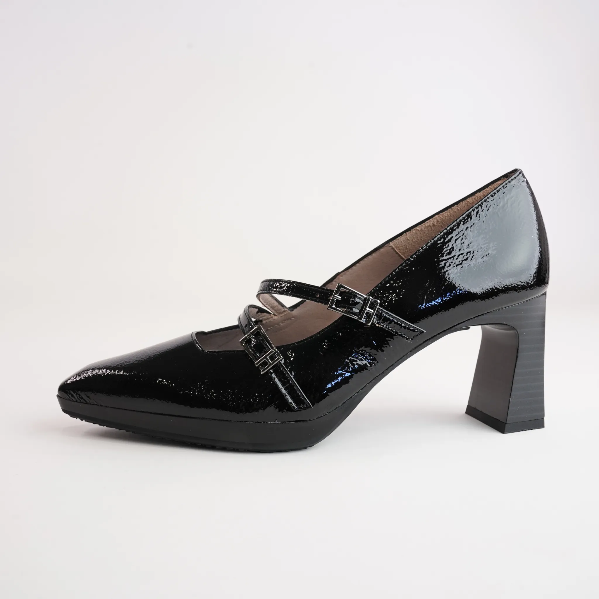 HI243523 Black Patent Leather Heels