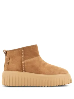 Hogan logo-patch suede boots