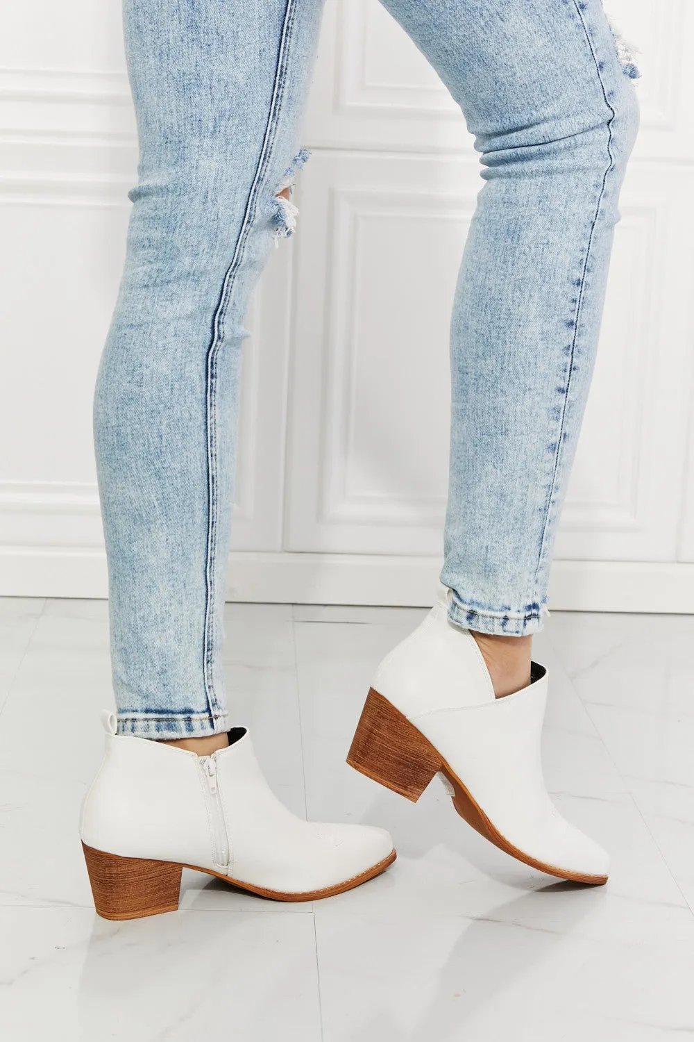 Kiara Embroidered Crossover Cowboy Bootie in White