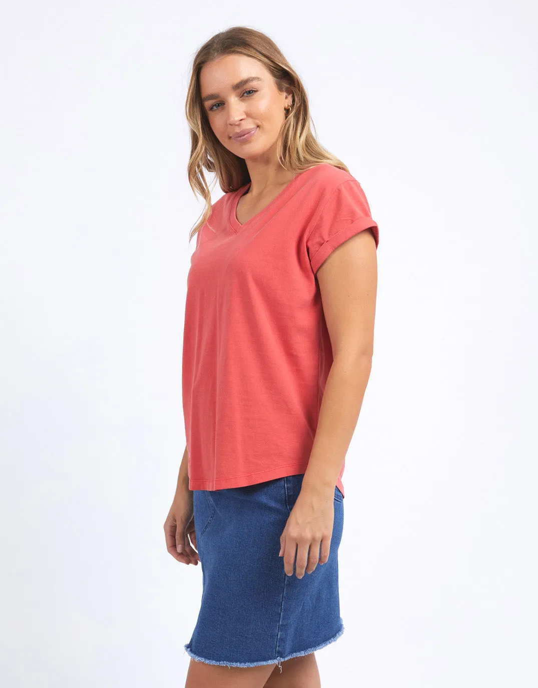 Manly Vee Tee - Cayenne