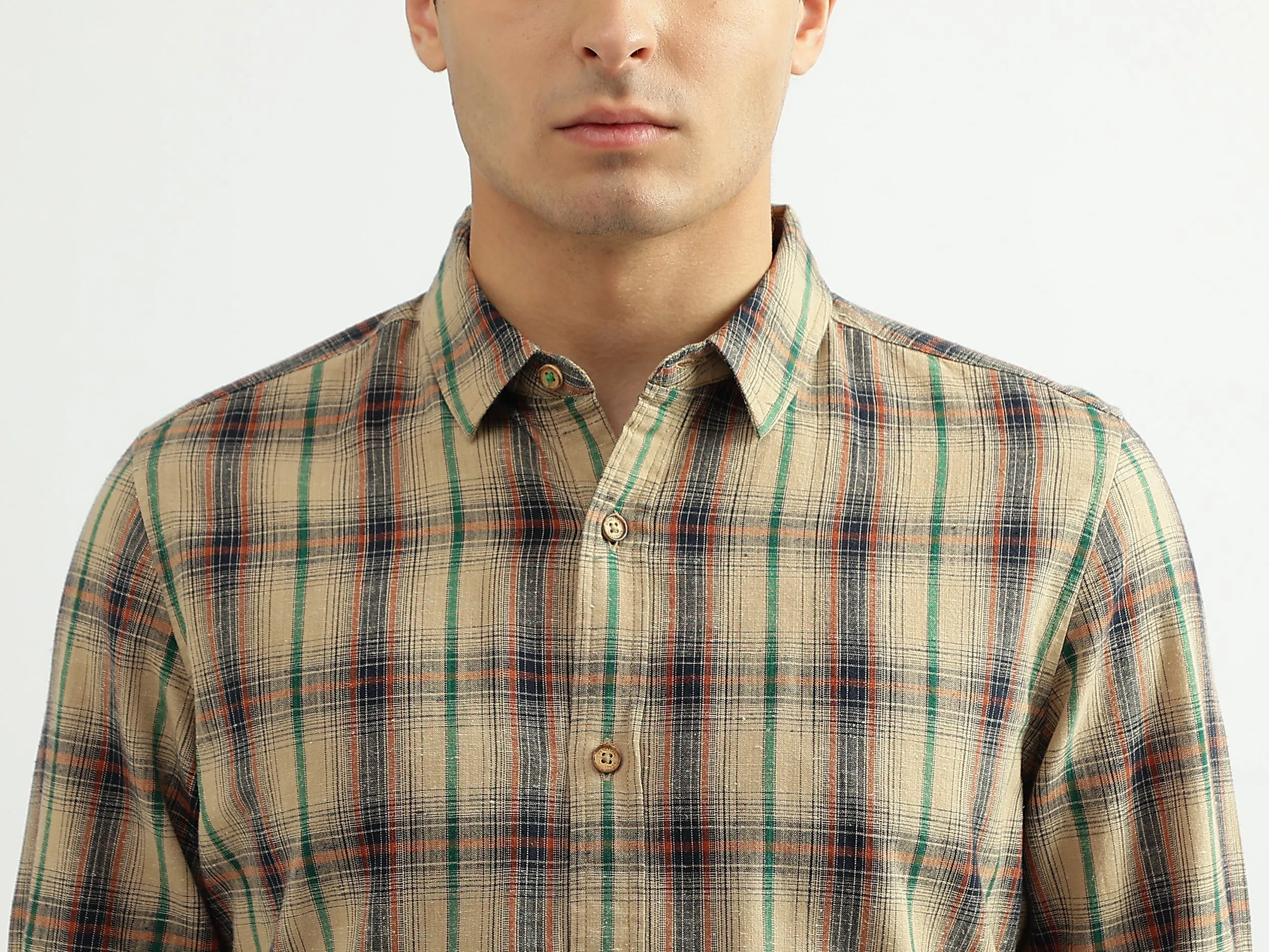 Men Checked Spread Collar Shirt
