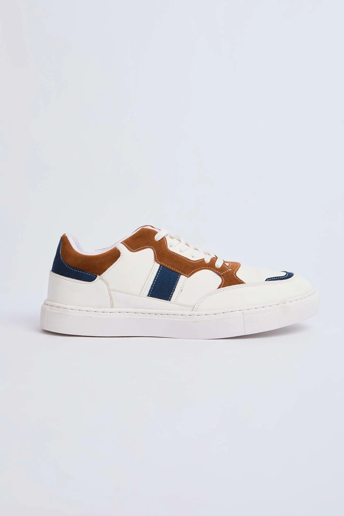 Men  Shoes Sneakers White