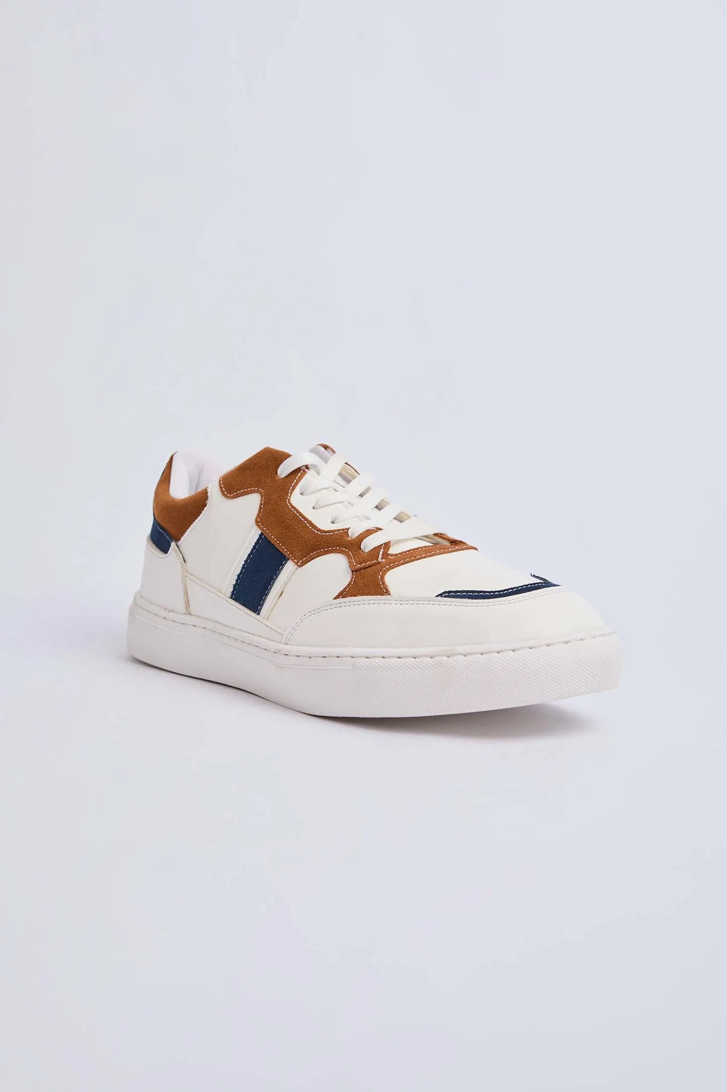 Men  Shoes Sneakers White