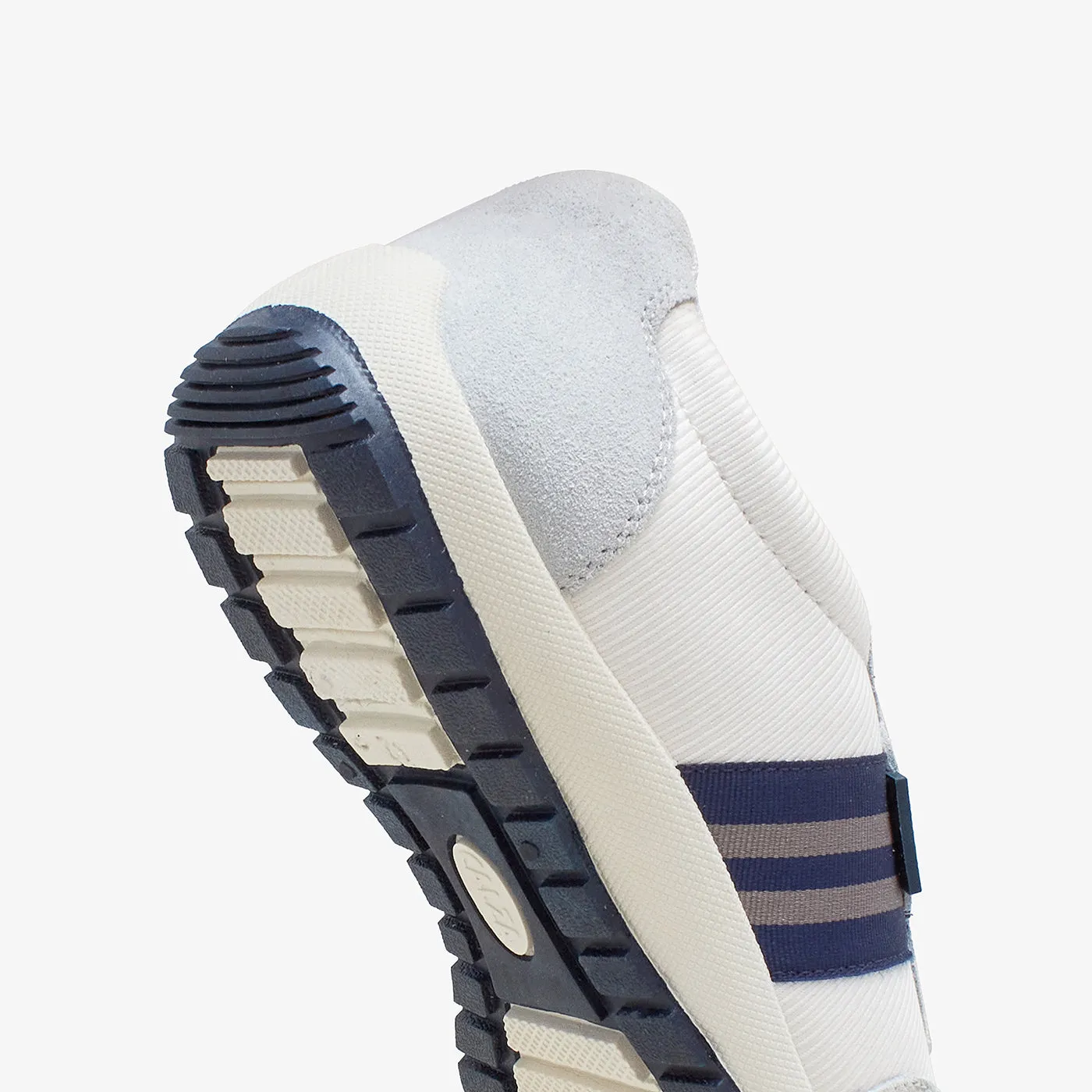 Men's Smart Sneakers