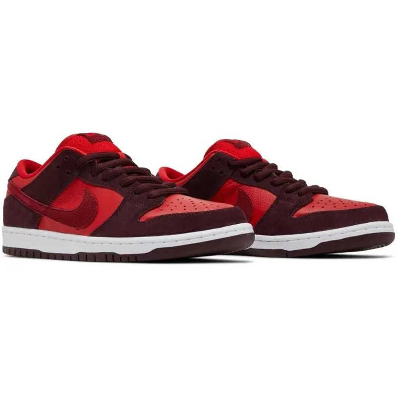 Nike SB Dunk Low Cherry