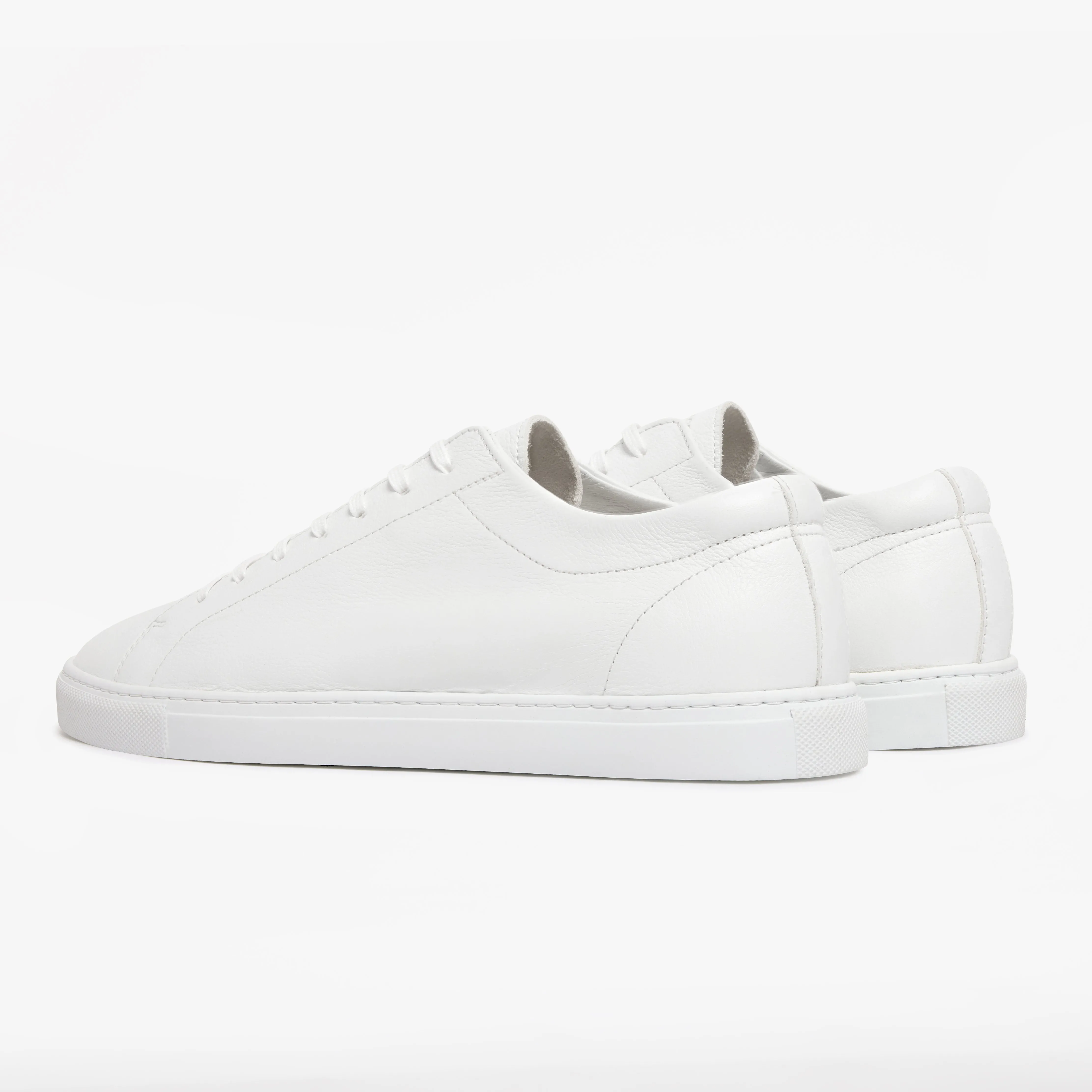 Relaxed Sneaker Triple White Leather Mens