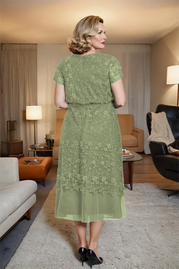 Scoop Neck A Line Tea Length Mother of the Bride Dress